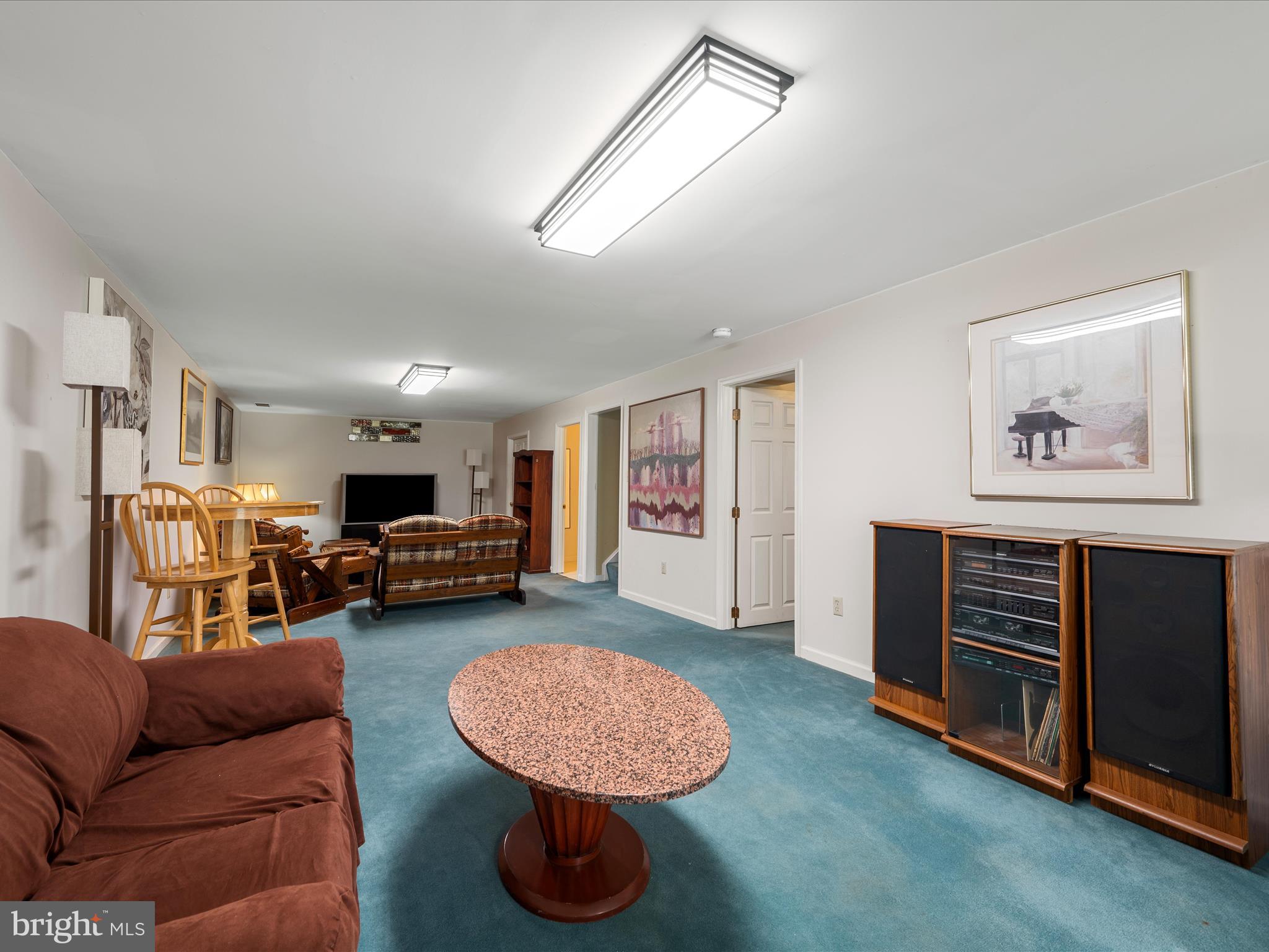 BATTLETOWN - Residential