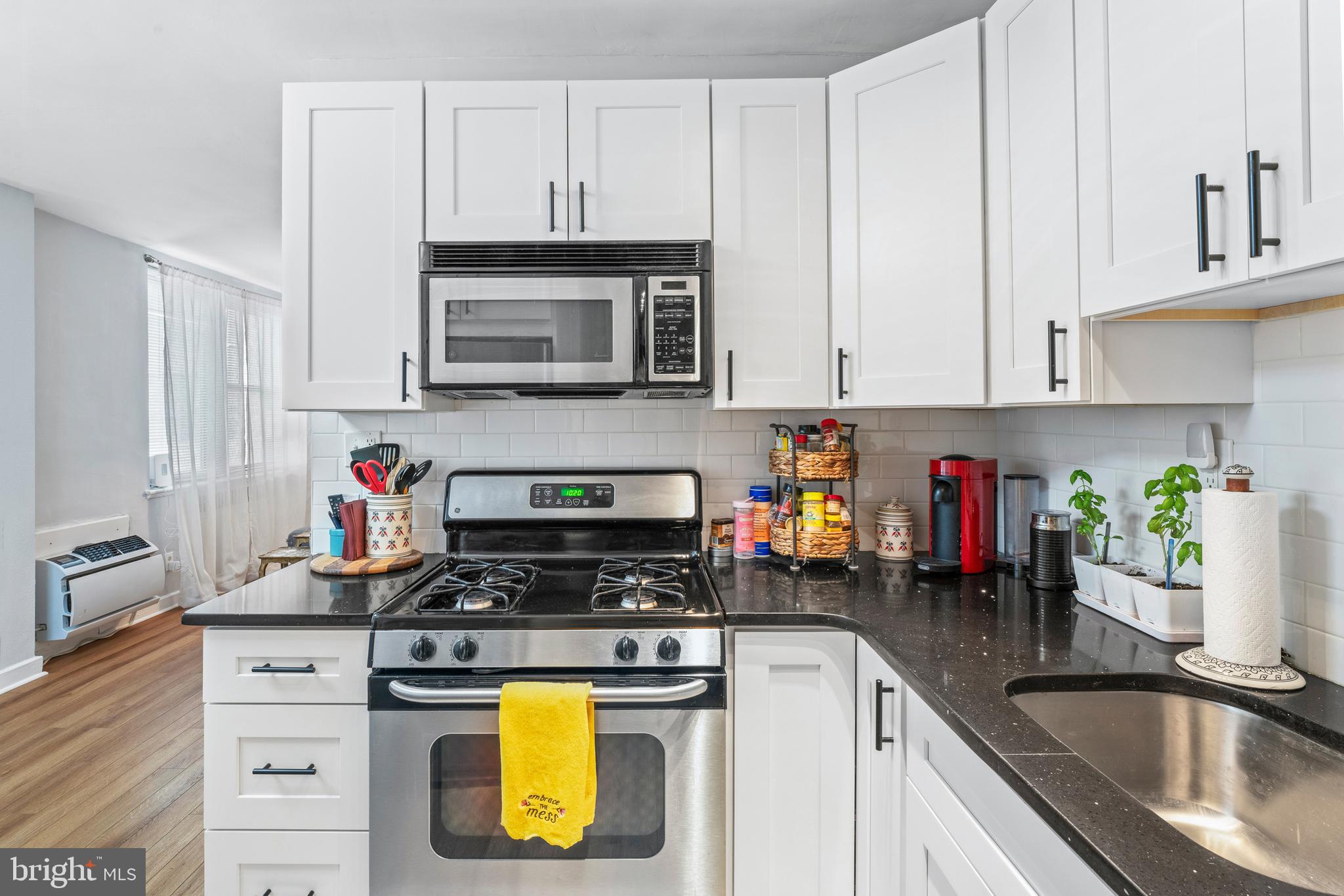 ART MUSEUM AREA - Residential