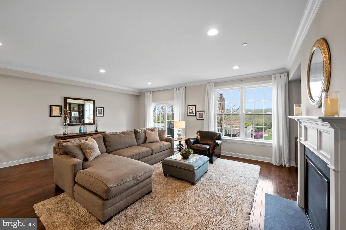 Wayne, Pennsylvania 19087, United States, 4 Bedrooms Bedrooms, ,4 BathroomsBathrooms,Residential,Pending,185577