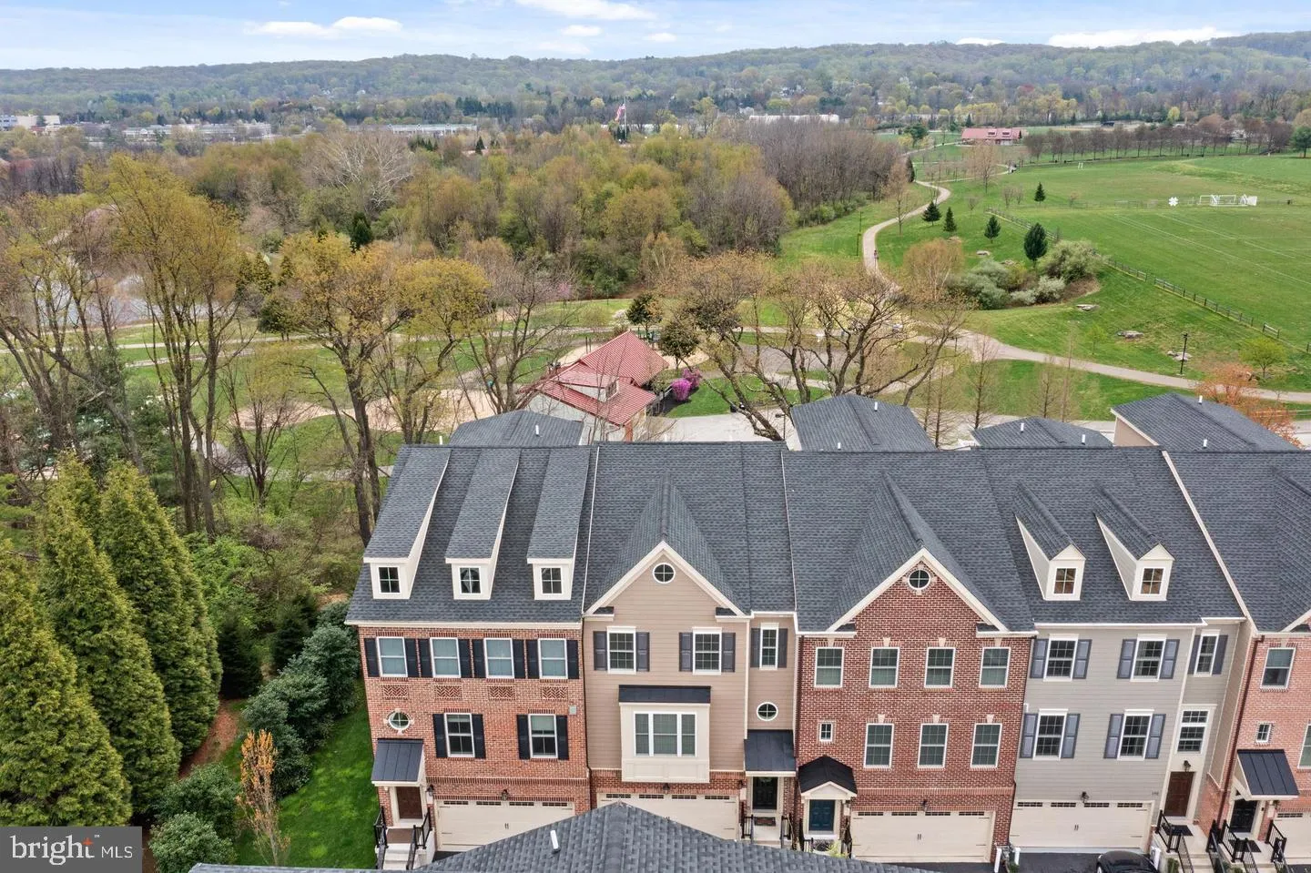 Wayne, Pennsylvania 19087, United States, 4 Bedrooms Bedrooms, ,4 BathroomsBathrooms,Residential,Pending,185577