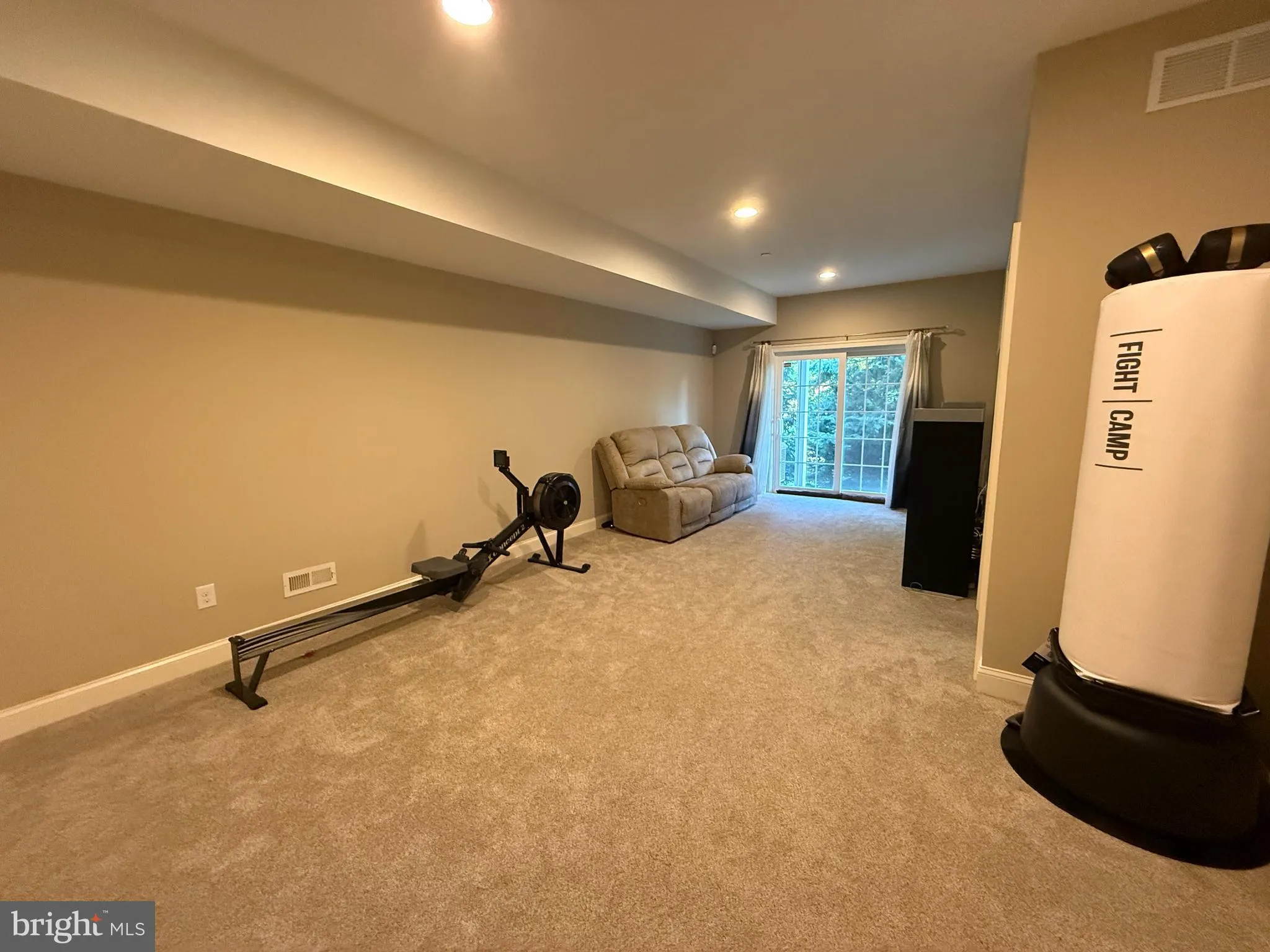 Wayne, Pennsylvania 19087, United States, 4 Bedrooms Bedrooms, ,4 BathroomsBathrooms,Residential,Pending,185577