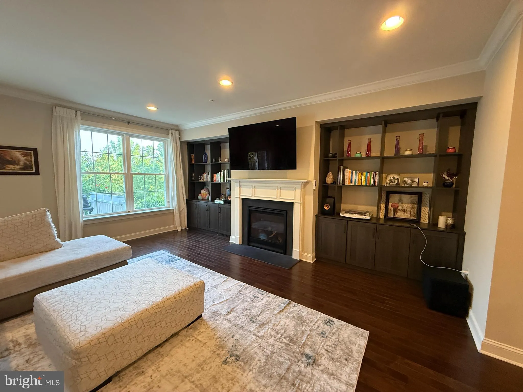 Wayne, Pennsylvania 19087, United States, 4 Bedrooms Bedrooms, ,4 BathroomsBathrooms,Residential,Pending,185577