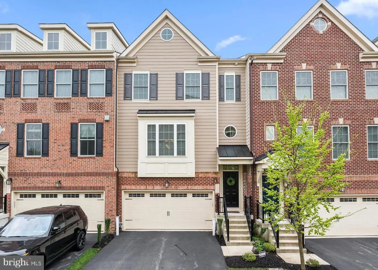 Wayne, Pennsylvania 19087, United States, 4 Bedrooms Bedrooms, ,4 BathroomsBathrooms,Residential,Pending,185577