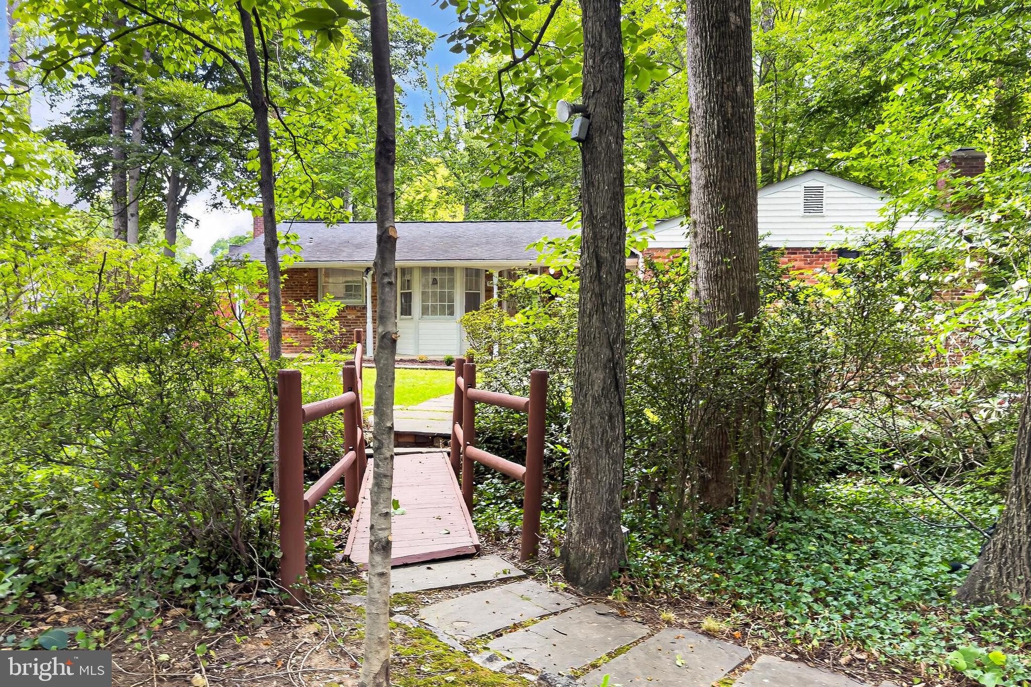 5133 RED FOX DRIVE