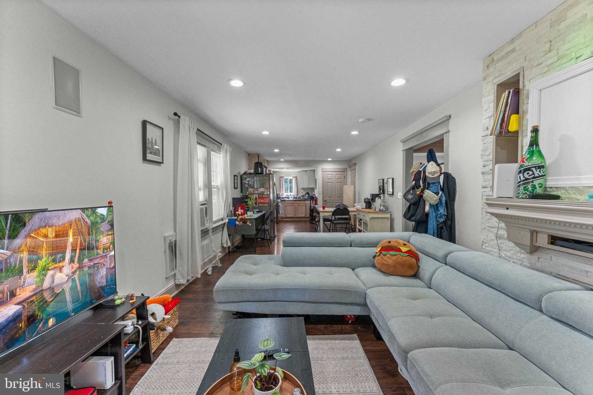 107 HAWTHORNE AVENUE