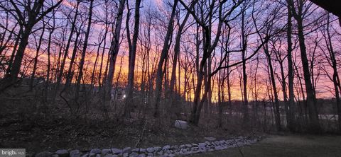 5800 COVE LANDING ROAD ROAD 303 BURKE VA 22015