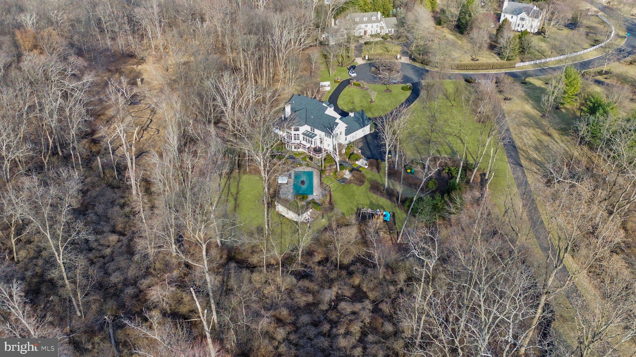 17 GREENBRIAR CIRCLE