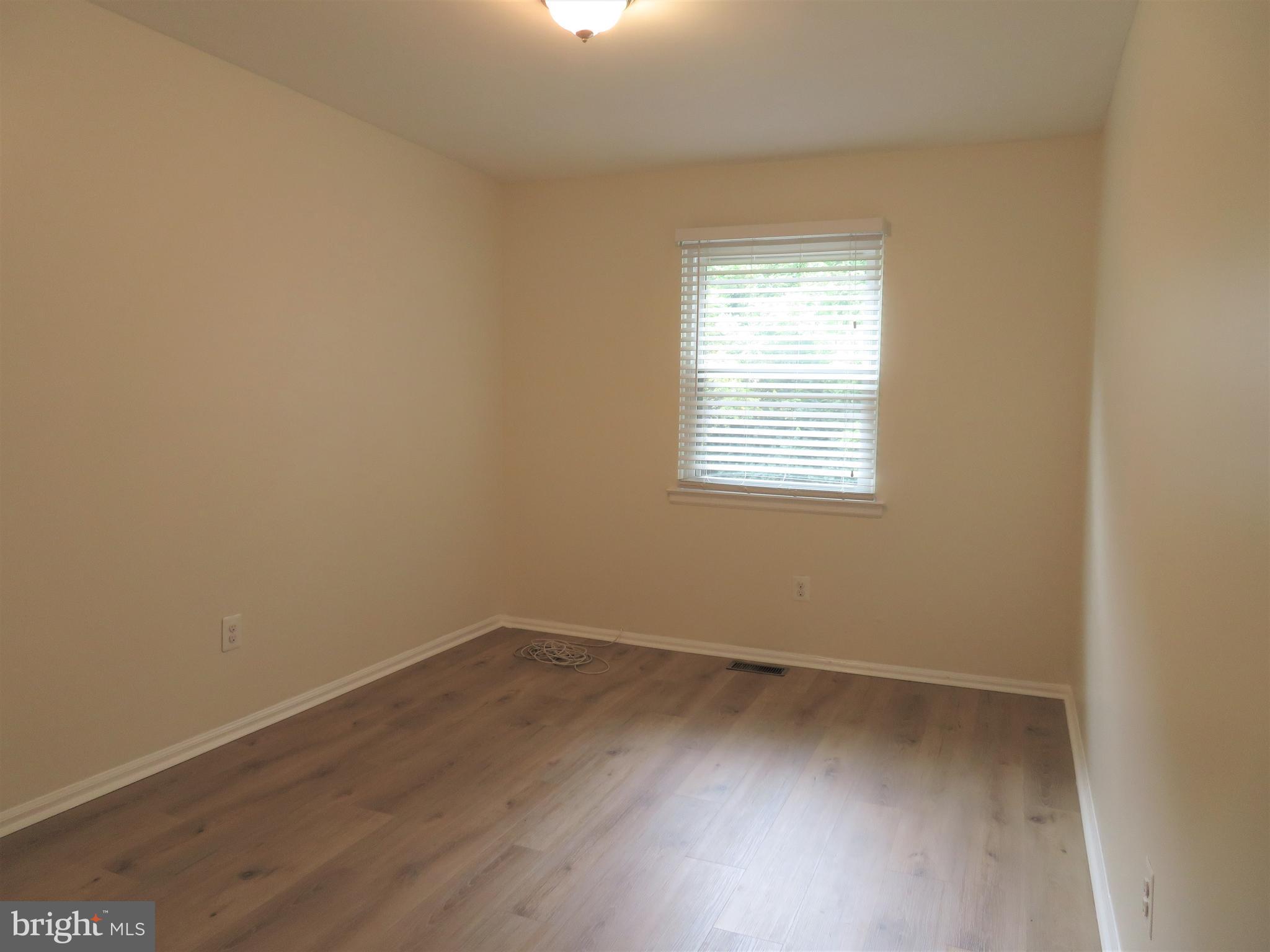 LAFAYETTE HILL - Residential