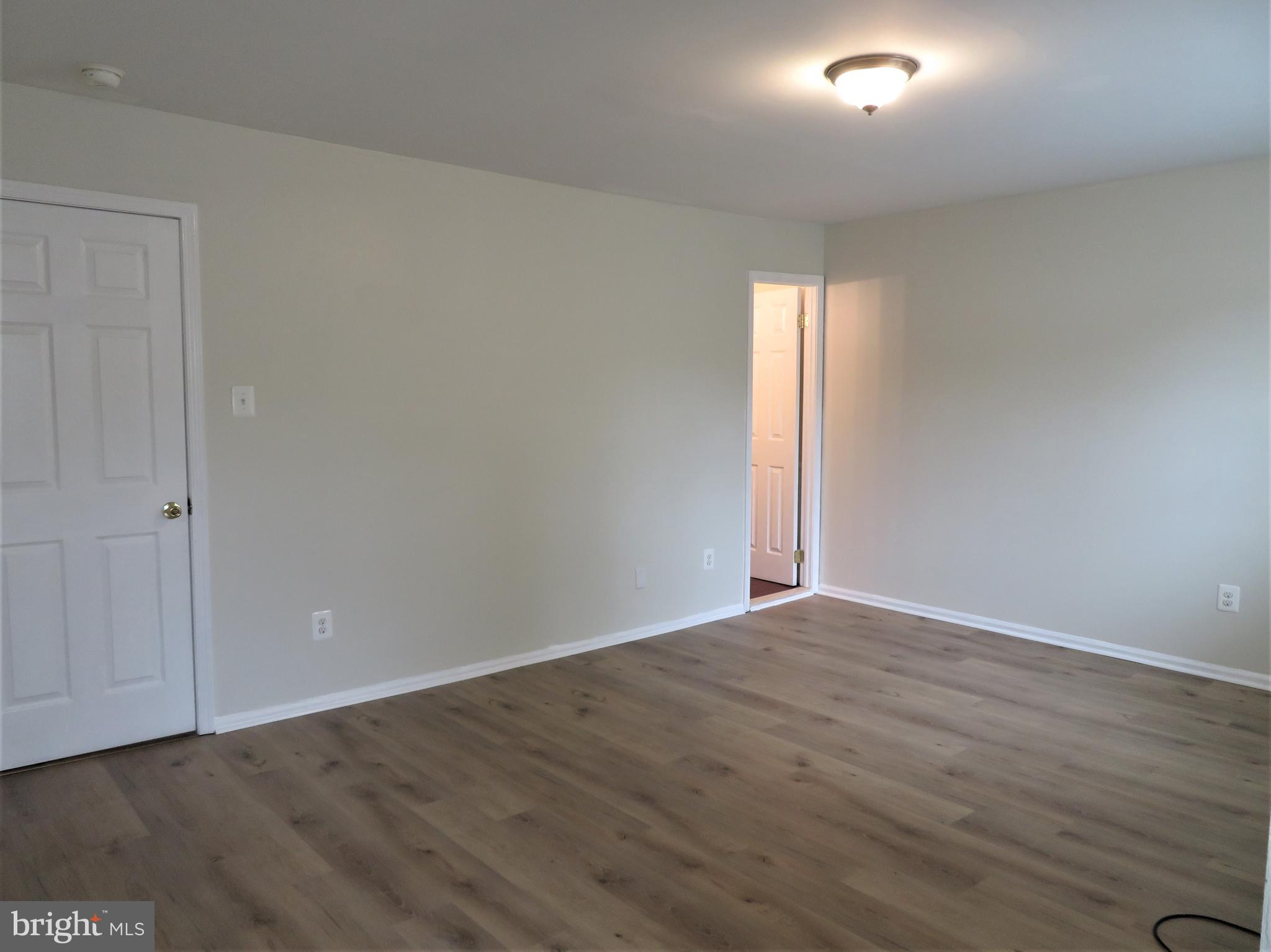 LAFAYETTE HILL - Residential