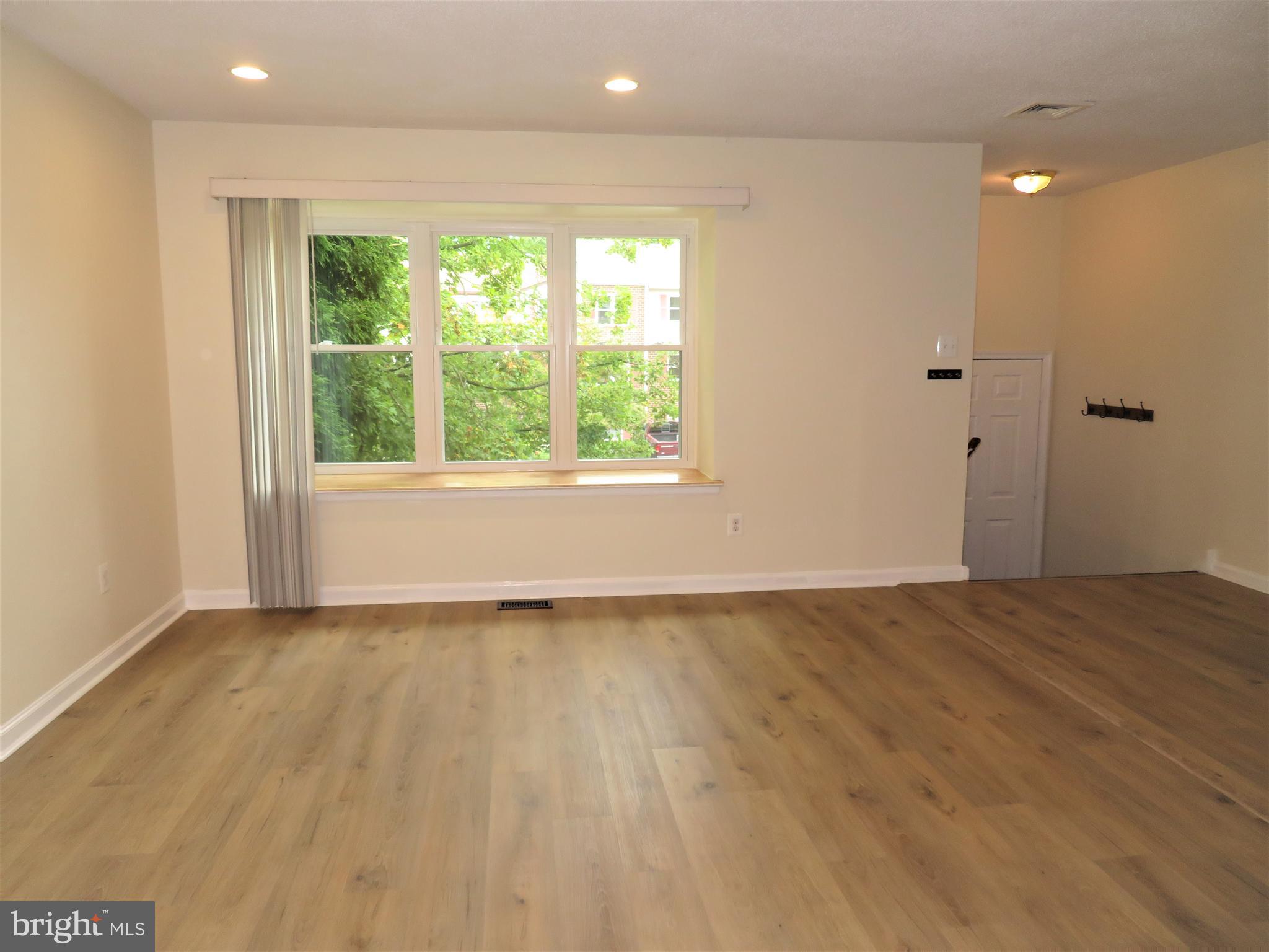 LAFAYETTE HILL - Residential