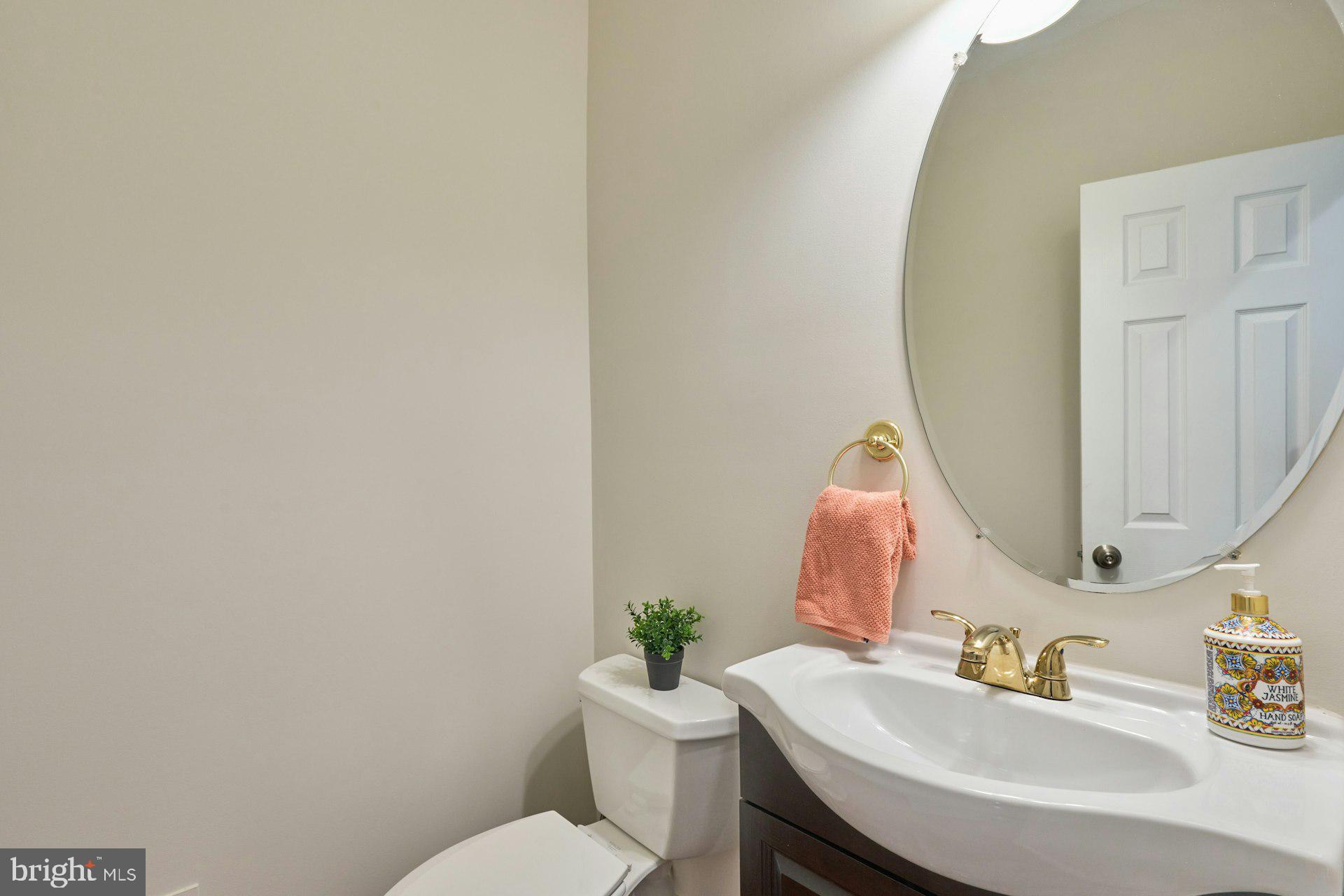 WESTHAMPTON - Residential