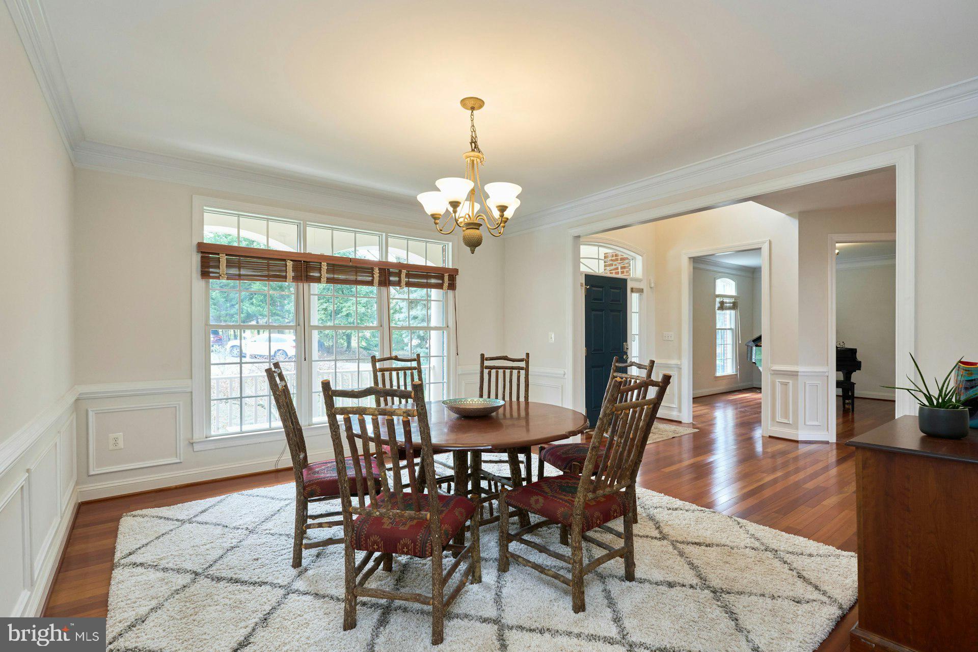 WESTHAMPTON - Residential