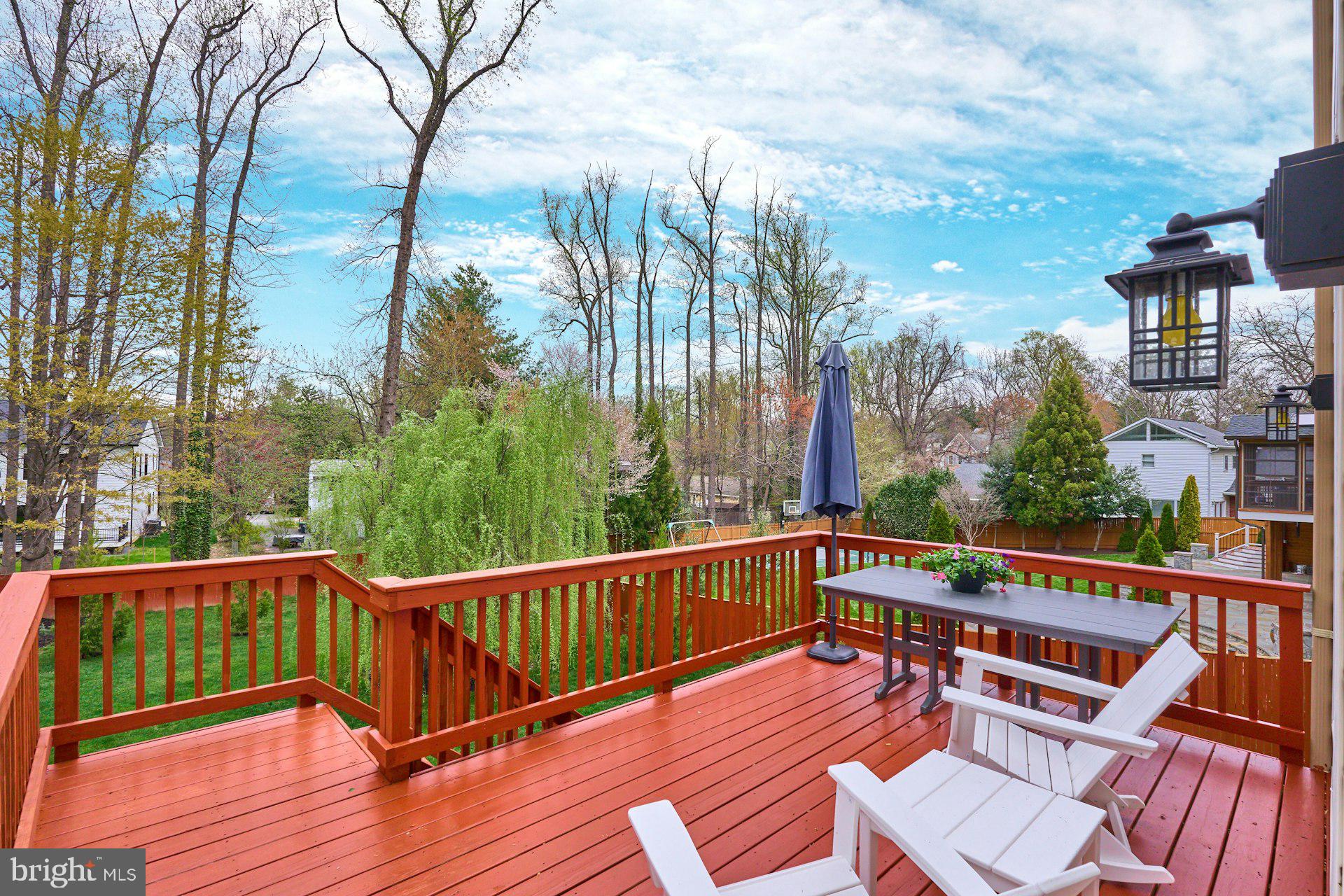 WESTHAMPTON - Residential