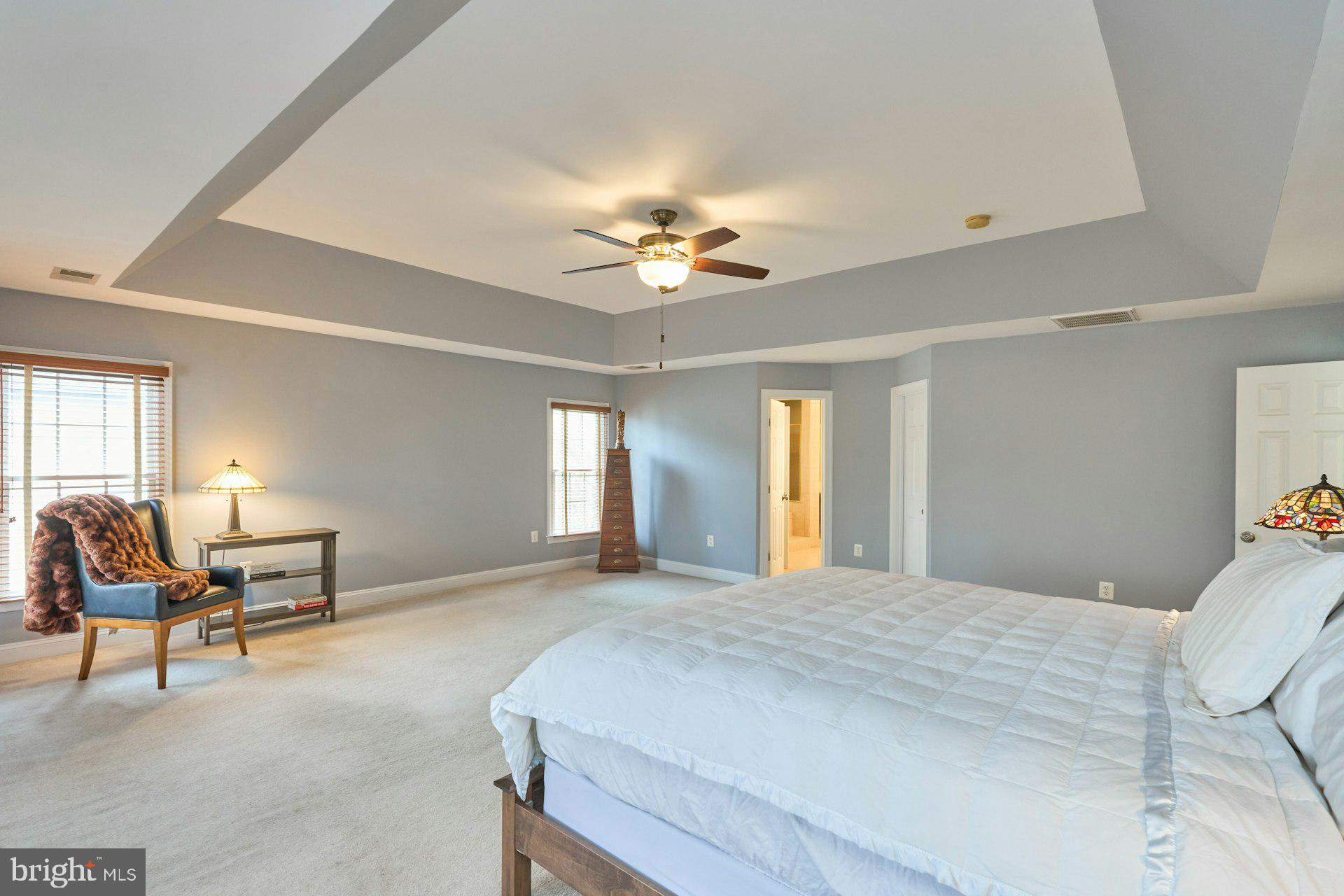 WESTHAMPTON - Residential