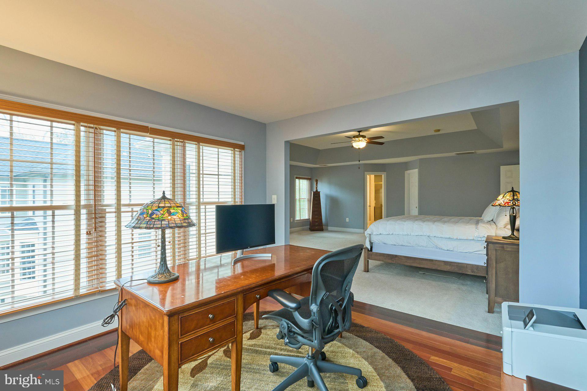 WESTHAMPTON - Residential