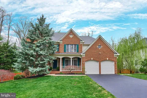 2220 Grayson Place, Falls Church, VA 22043 - #: VAFX2226212