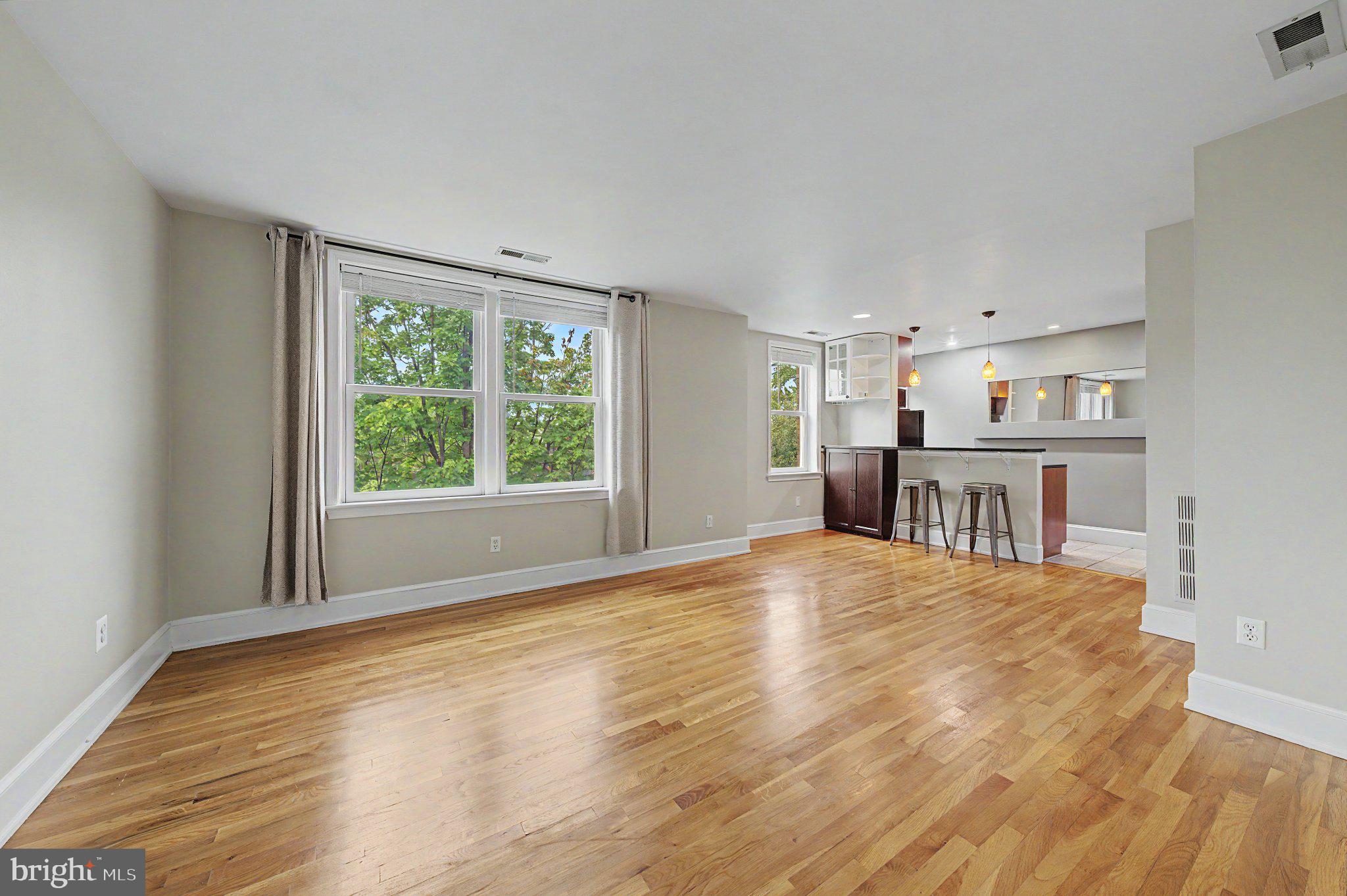 317 10TH STREET NE 14