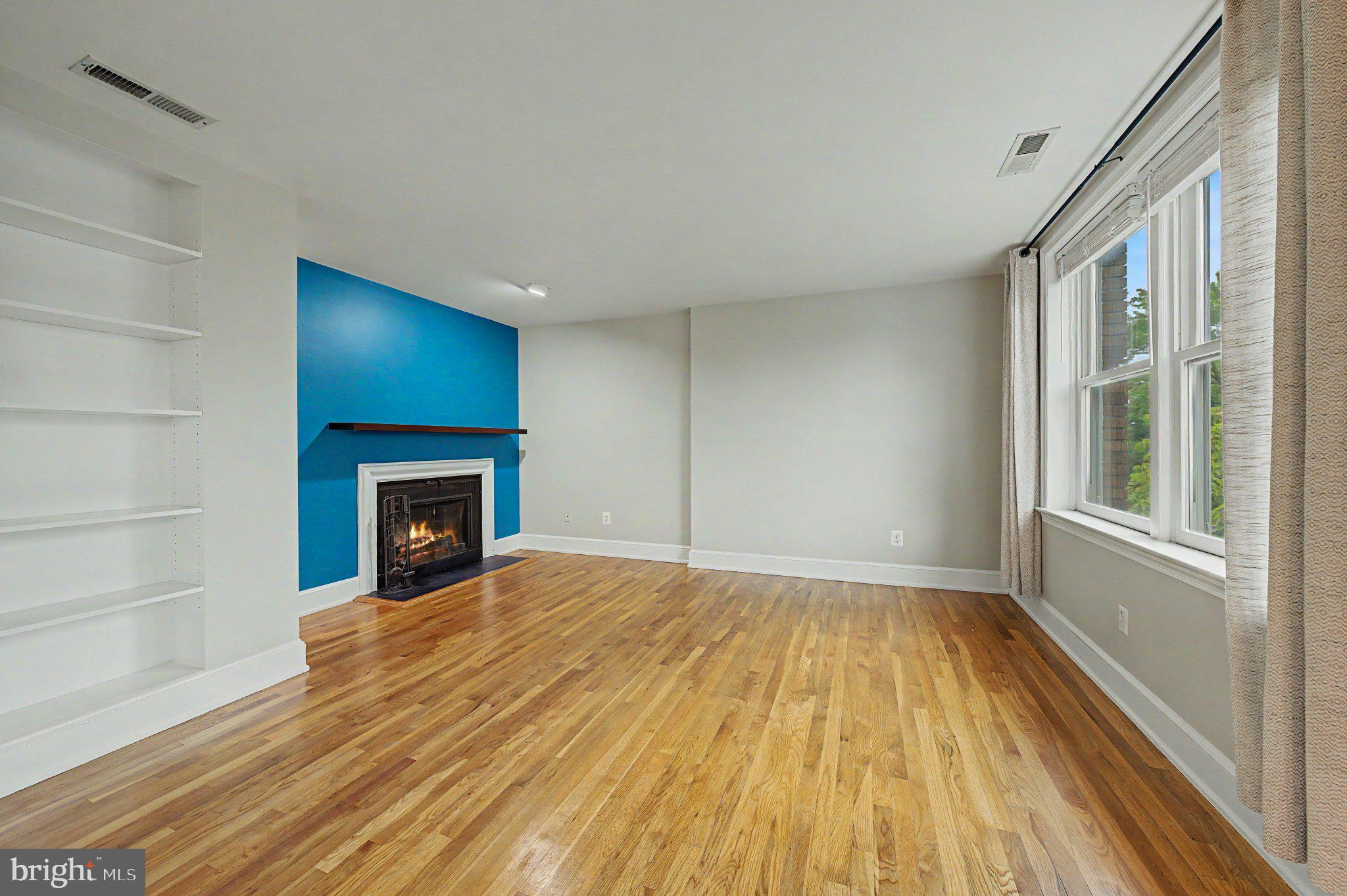 317 10TH STREET NE 14