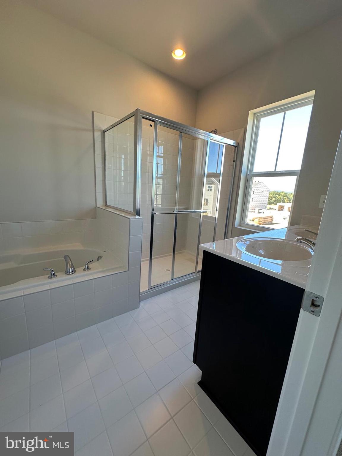 SNOWDEN BRIDGE - Residential Lease