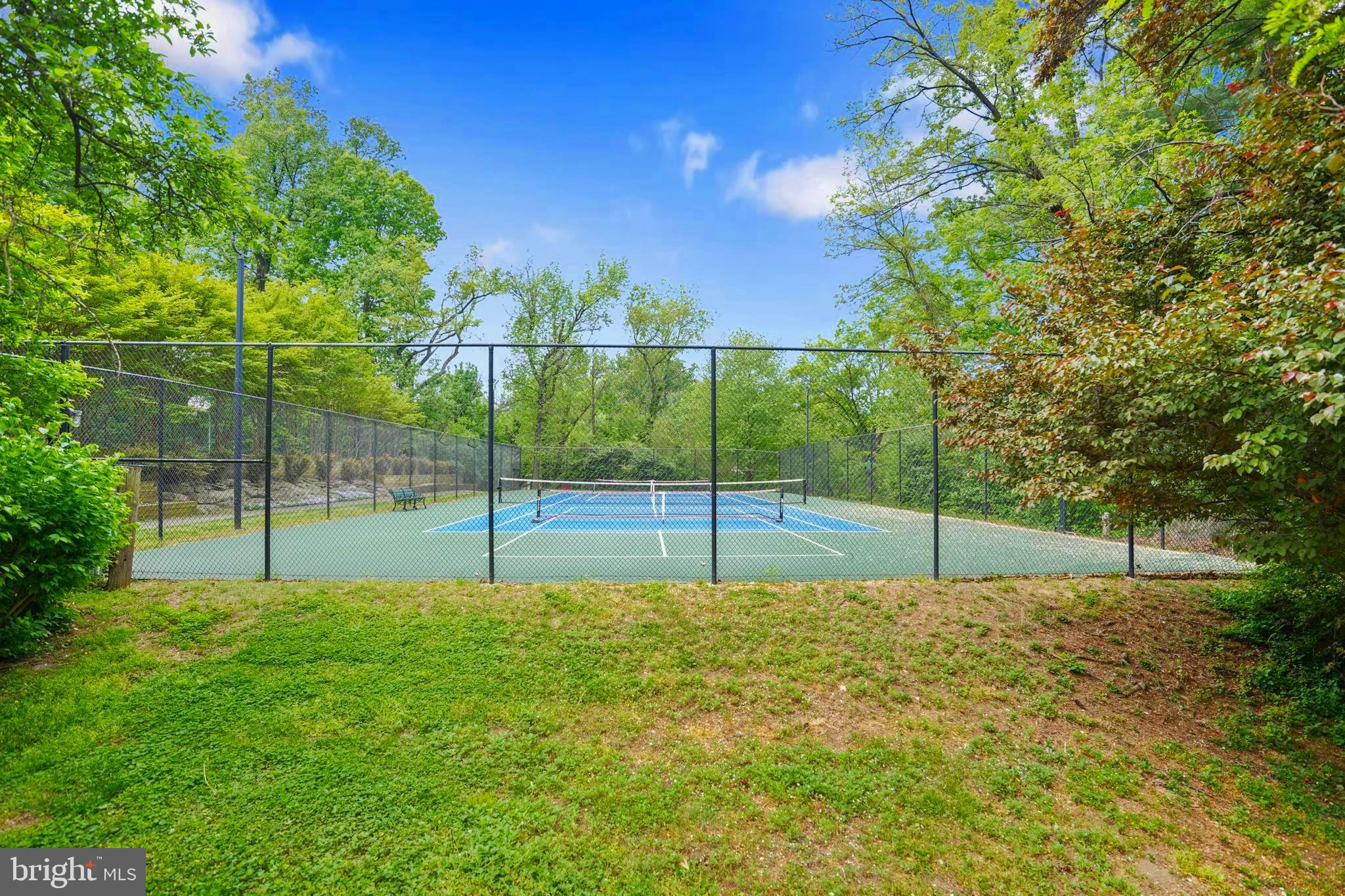 PARKFAIRFAX - Residential