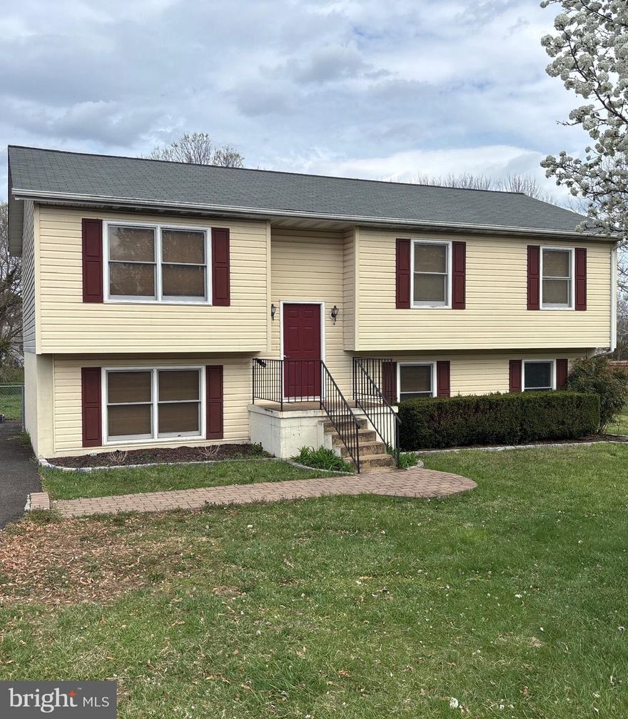 Beautiful split foyer home with a fully finished basement and walkout patio, perfect for entertaining or relaxing. This 4-bedroom, 3-bathroom gem sits on a spacious .5-acre lot and features a remodeled kitchen (2018), new roof (2019), and a new water heater and HVAC system (2020). The fenced yard is ideal for dog lovers, and the home is nestled in a fantastic neighborhood with easy access to I-95 for a day trip to DC or a beach trip down south. Located in a great town with excellent schools, this home offers the perfect blend of comfort and convenience—all at a fantastic price for the area!