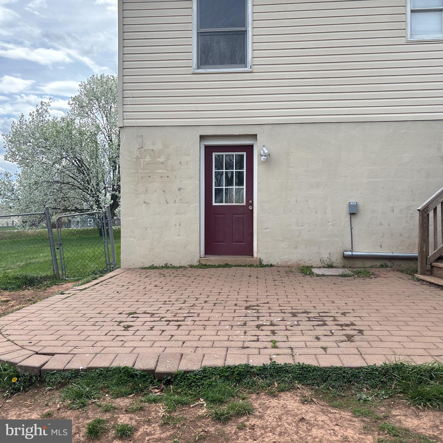 MEADOWBROOKE - Residential