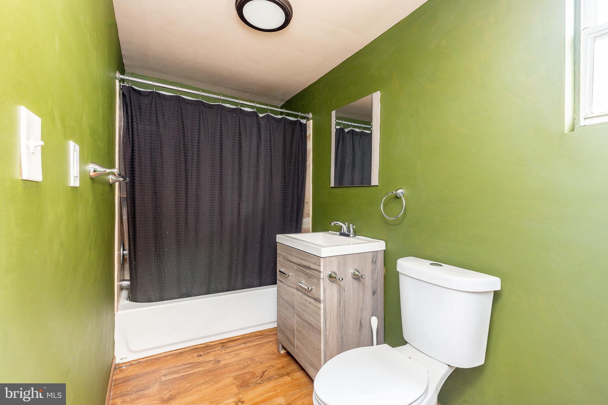 NORRIS SQUARE - Residential