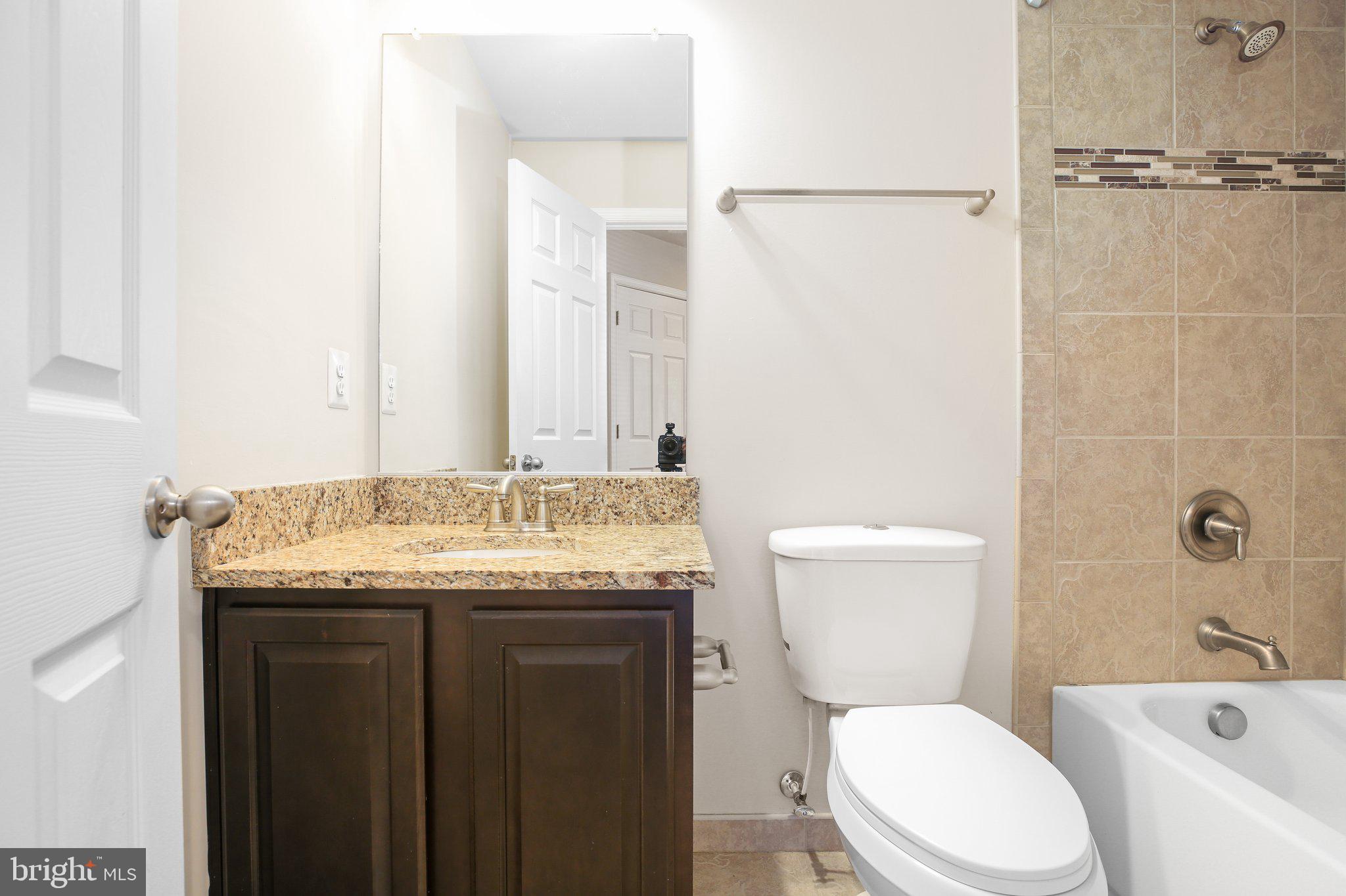 LAFAYETTE ESTATES - Residential Lease