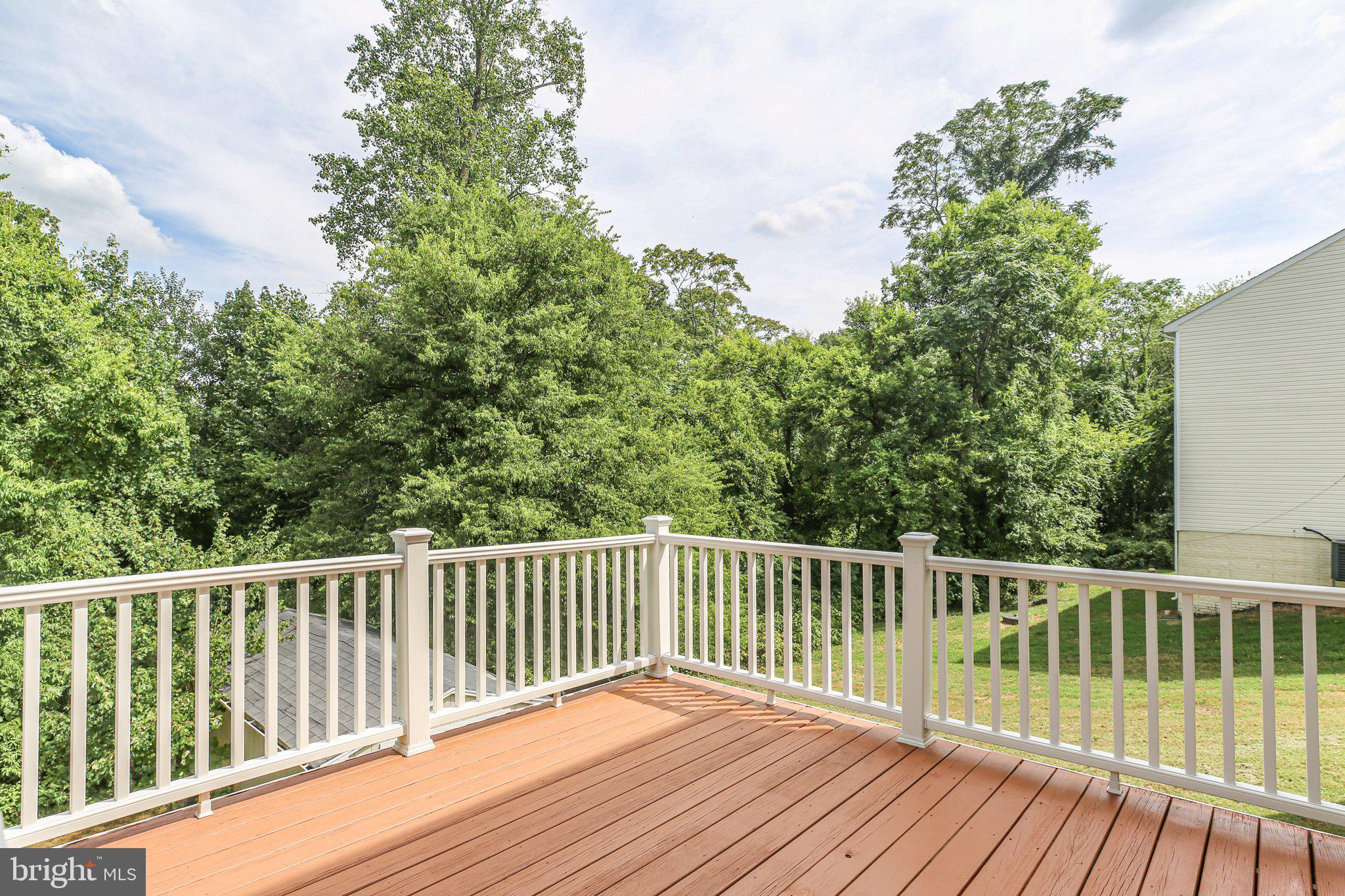 LAFAYETTE ESTATES - Residential Lease