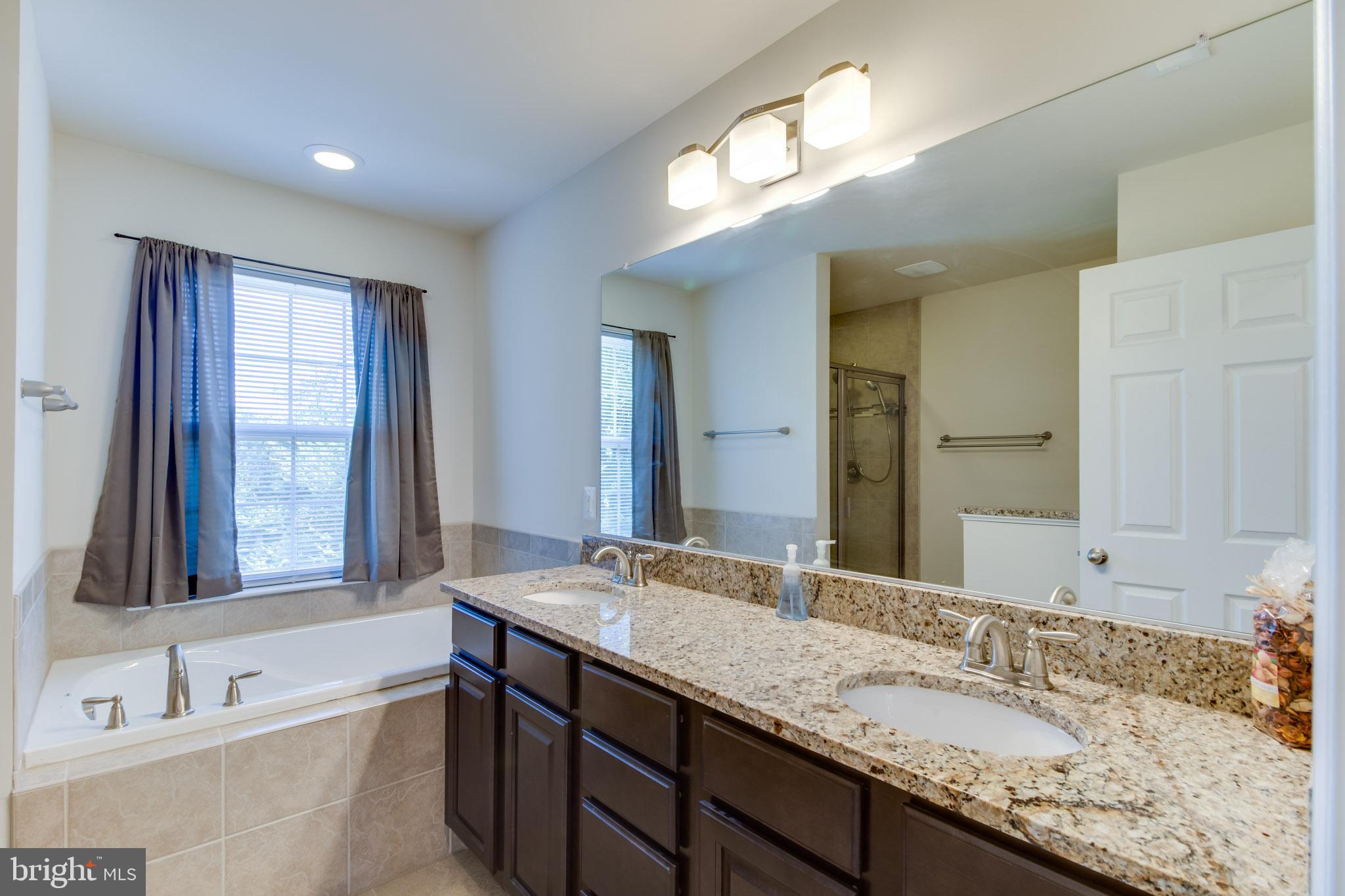 LAFAYETTE ESTATES - Residential Lease