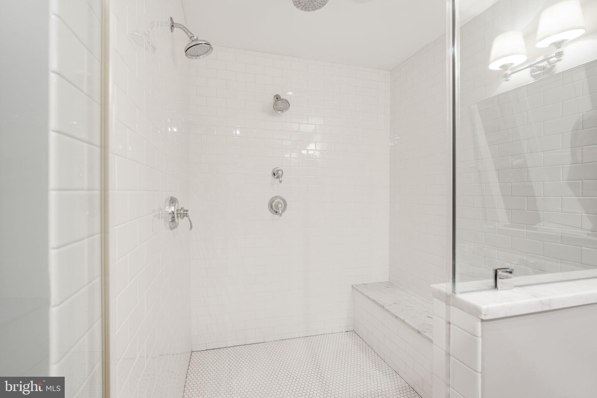 LEE HEIGHTS - Residential