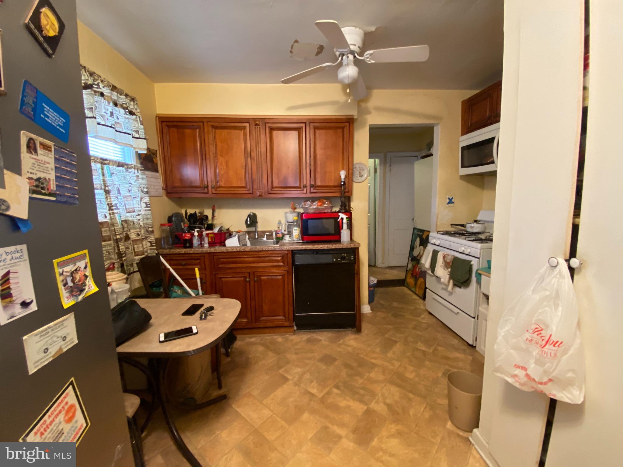 CHAPEL OAKS - Residential