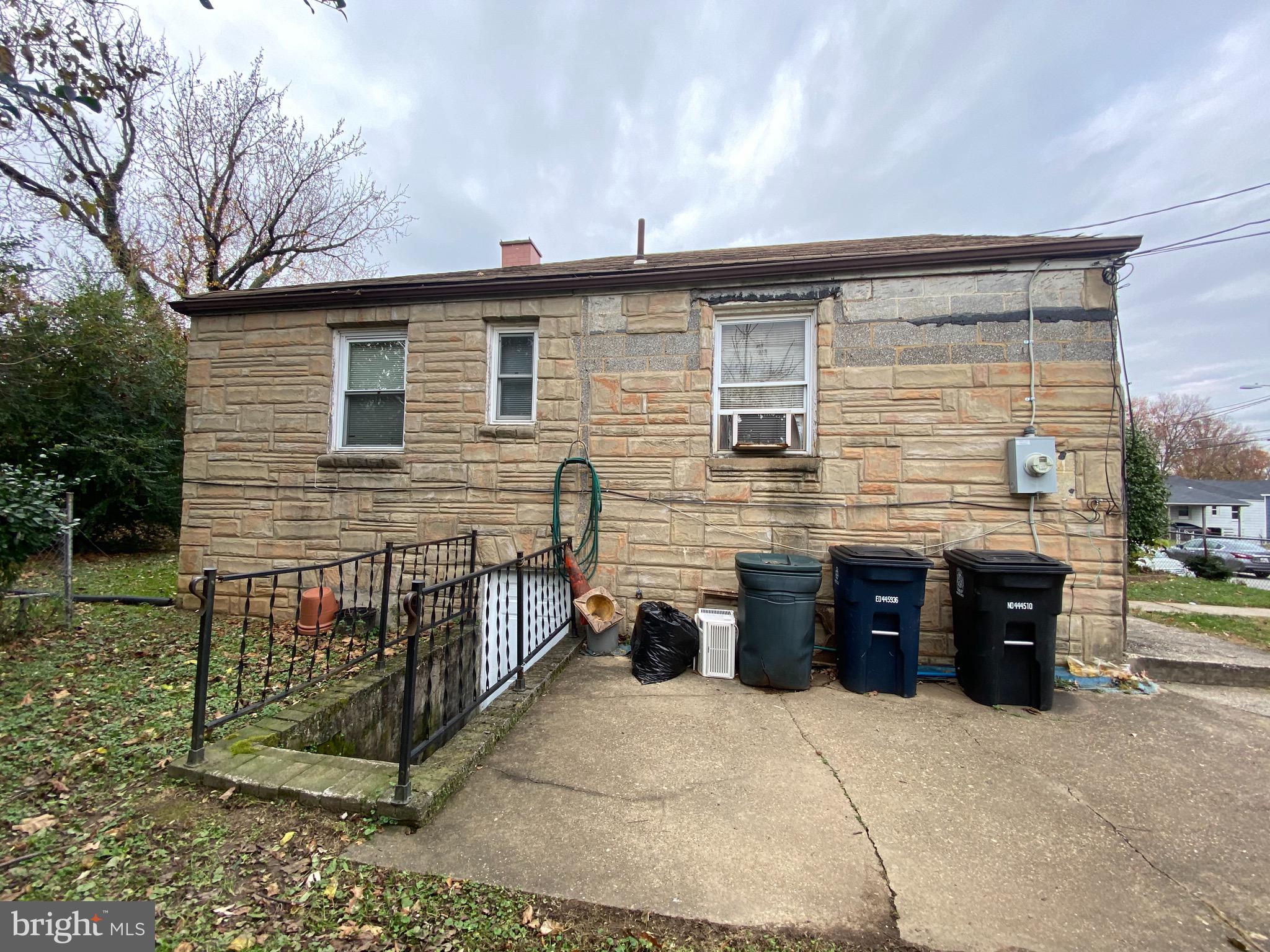 CHAPEL OAKS - Residential