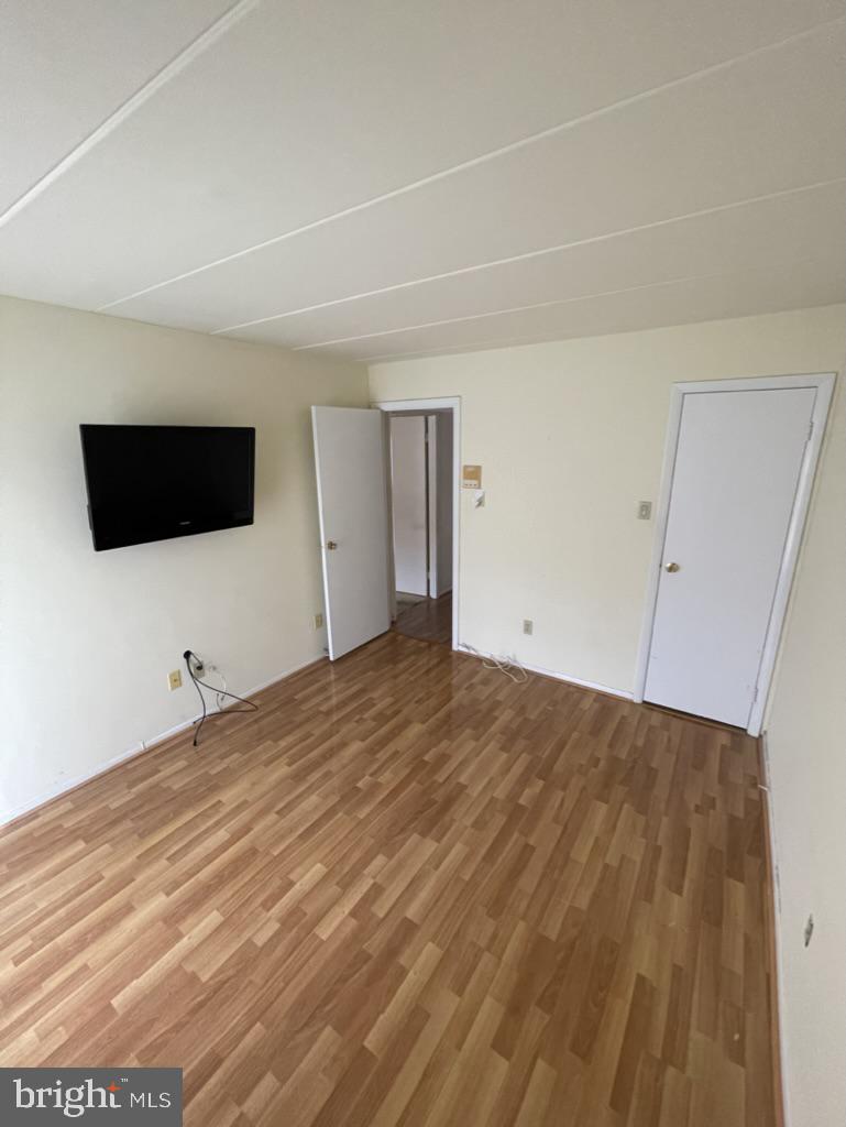 SOMERTON - Residential