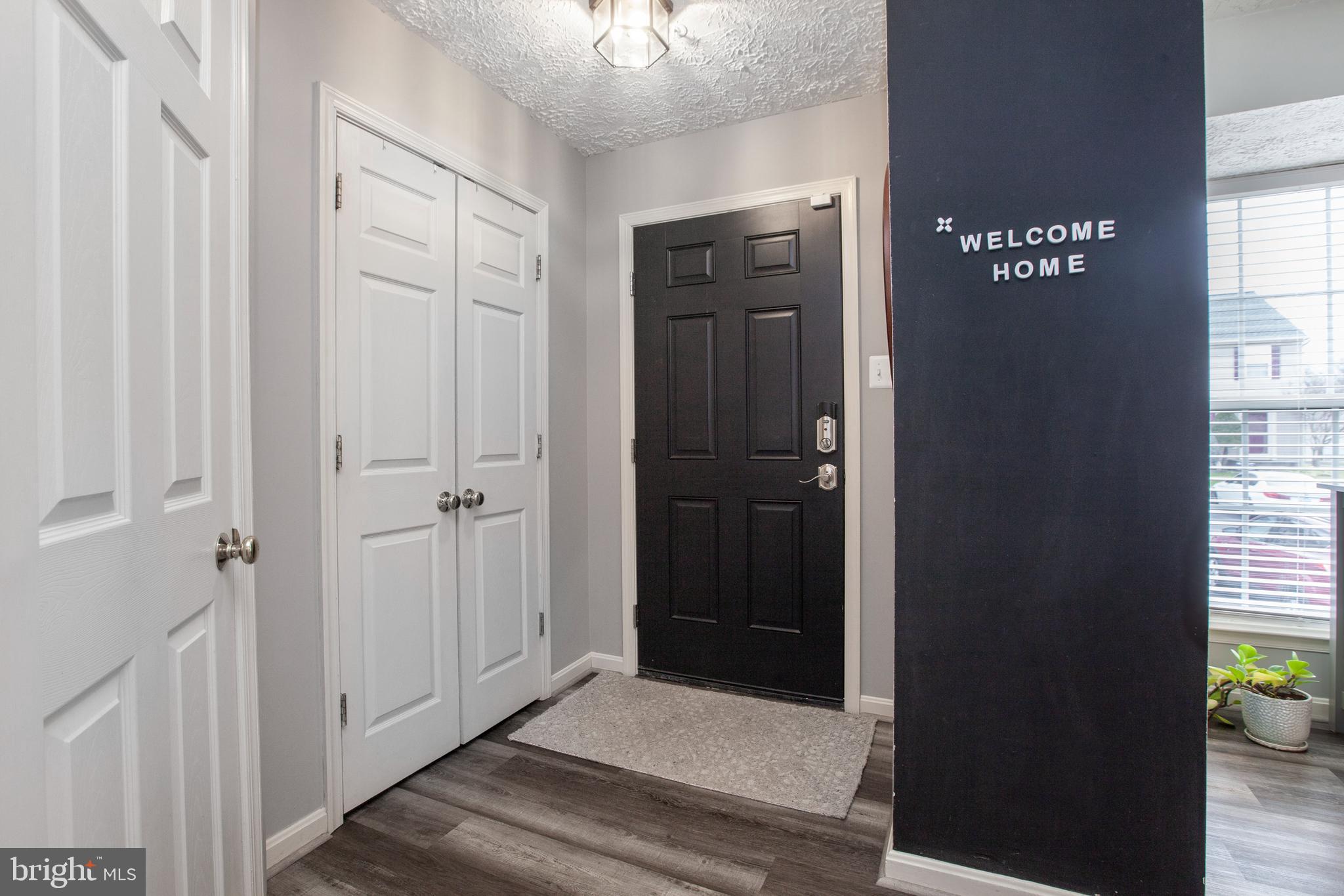 CONSTANT FRIENDSHIP - Residential