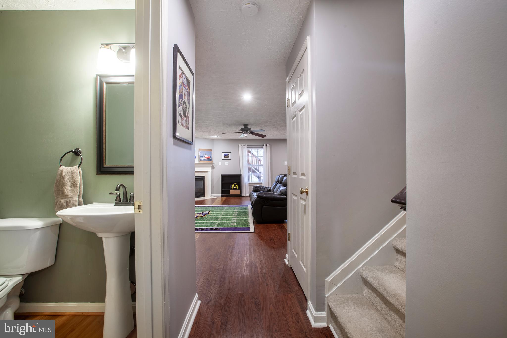 CONSTANT FRIENDSHIP - Residential