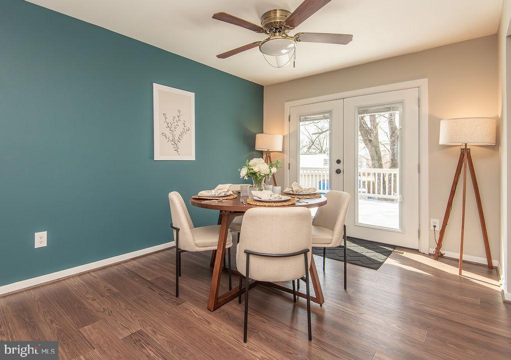 FOUR SEASONS - Residential