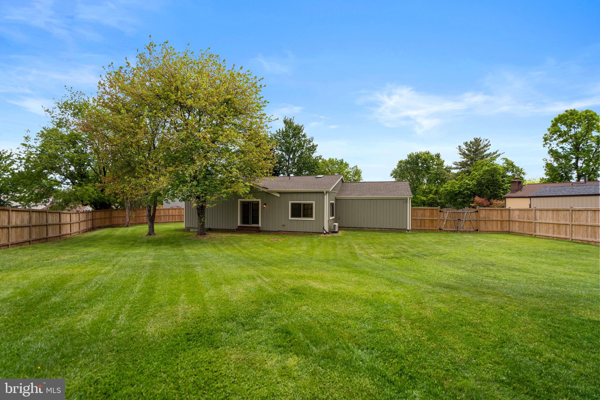 FOXLEE - Residential