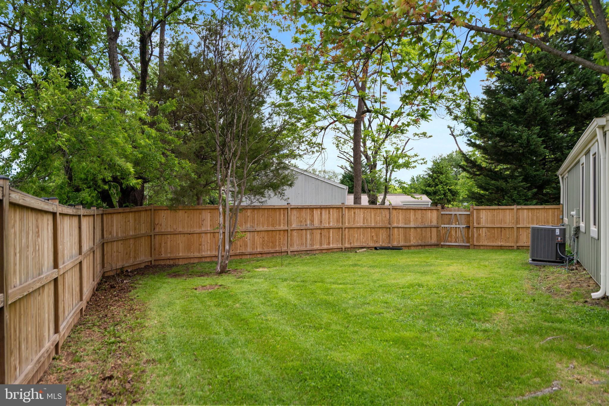 FOXLEE - Residential