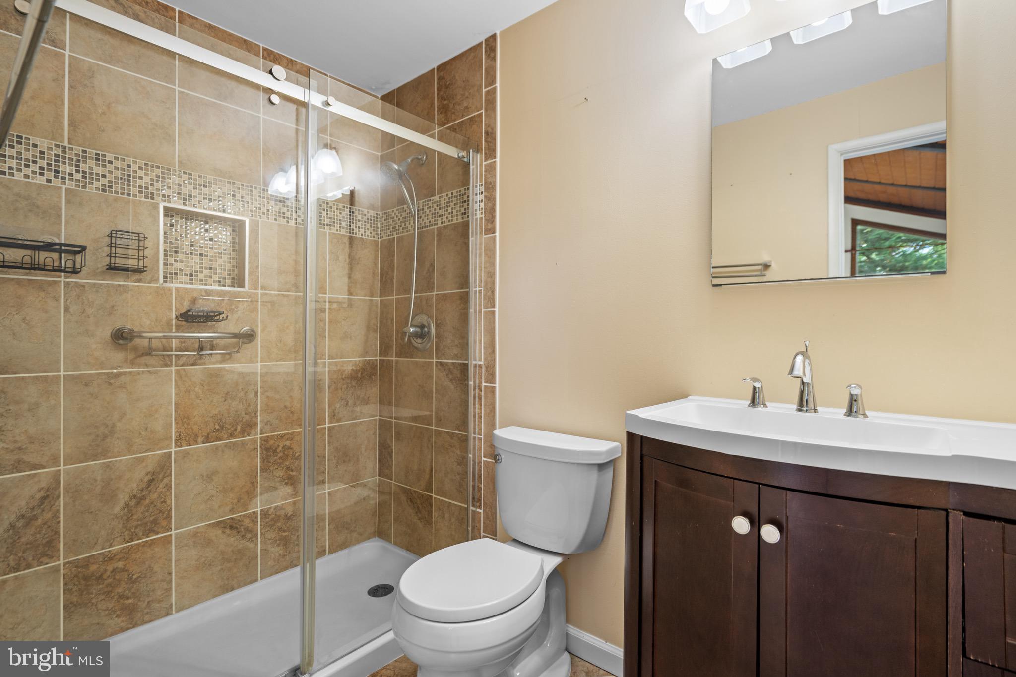 FOXLEE - Residential