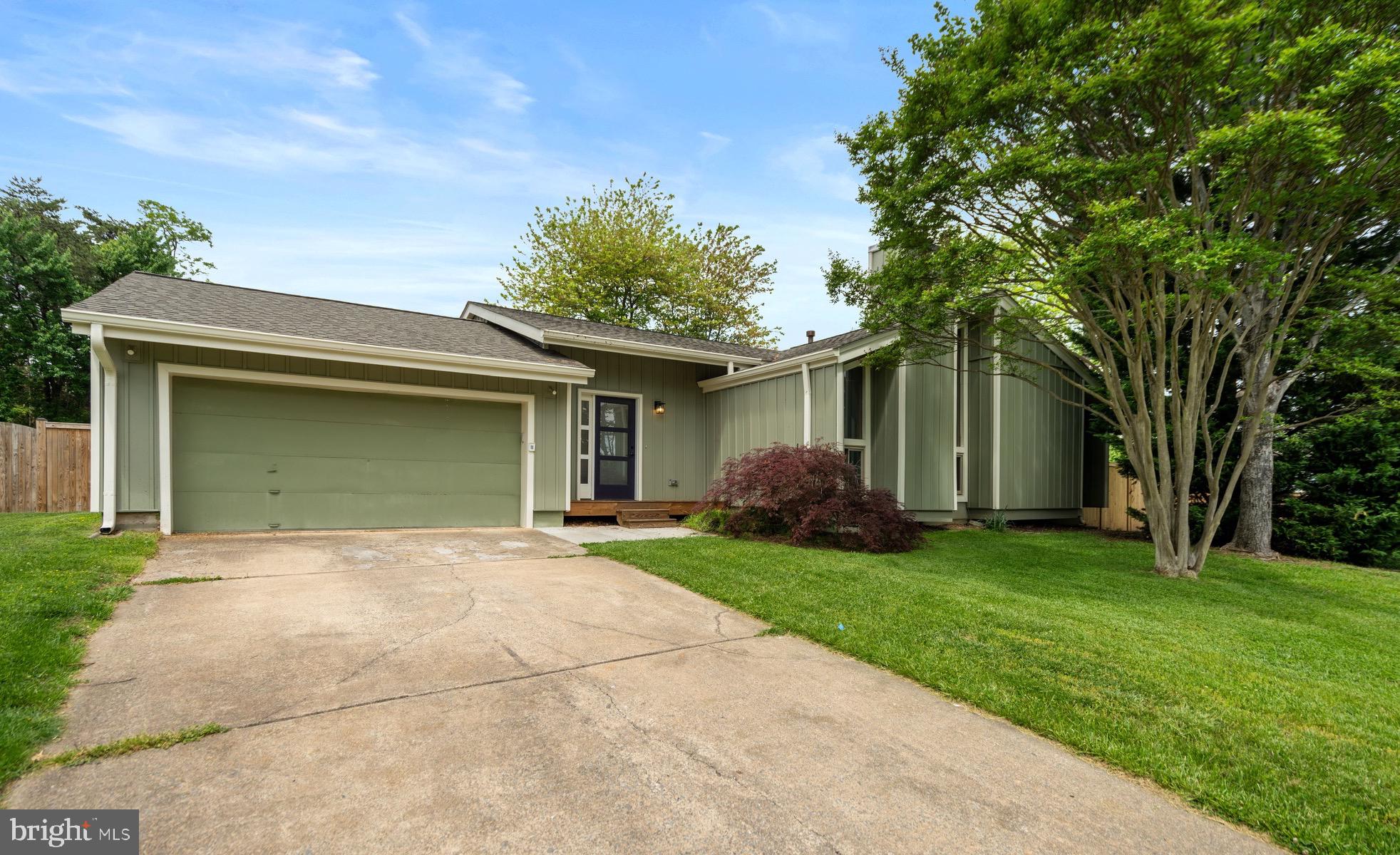 202 NUTMEG COURT