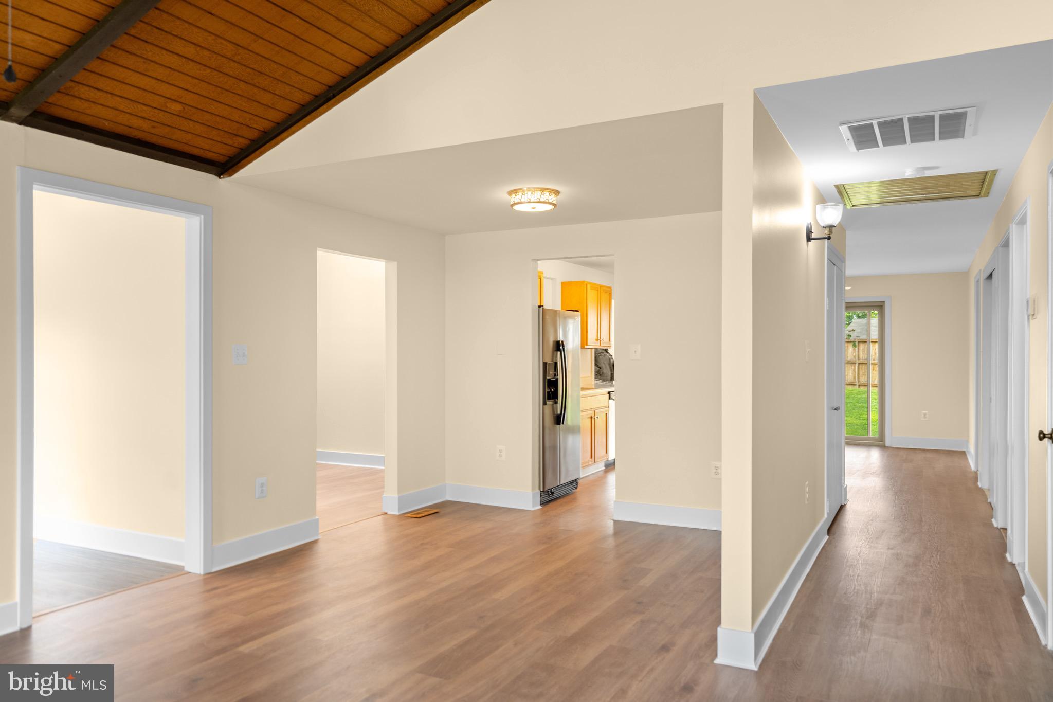 FOXLEE - Residential