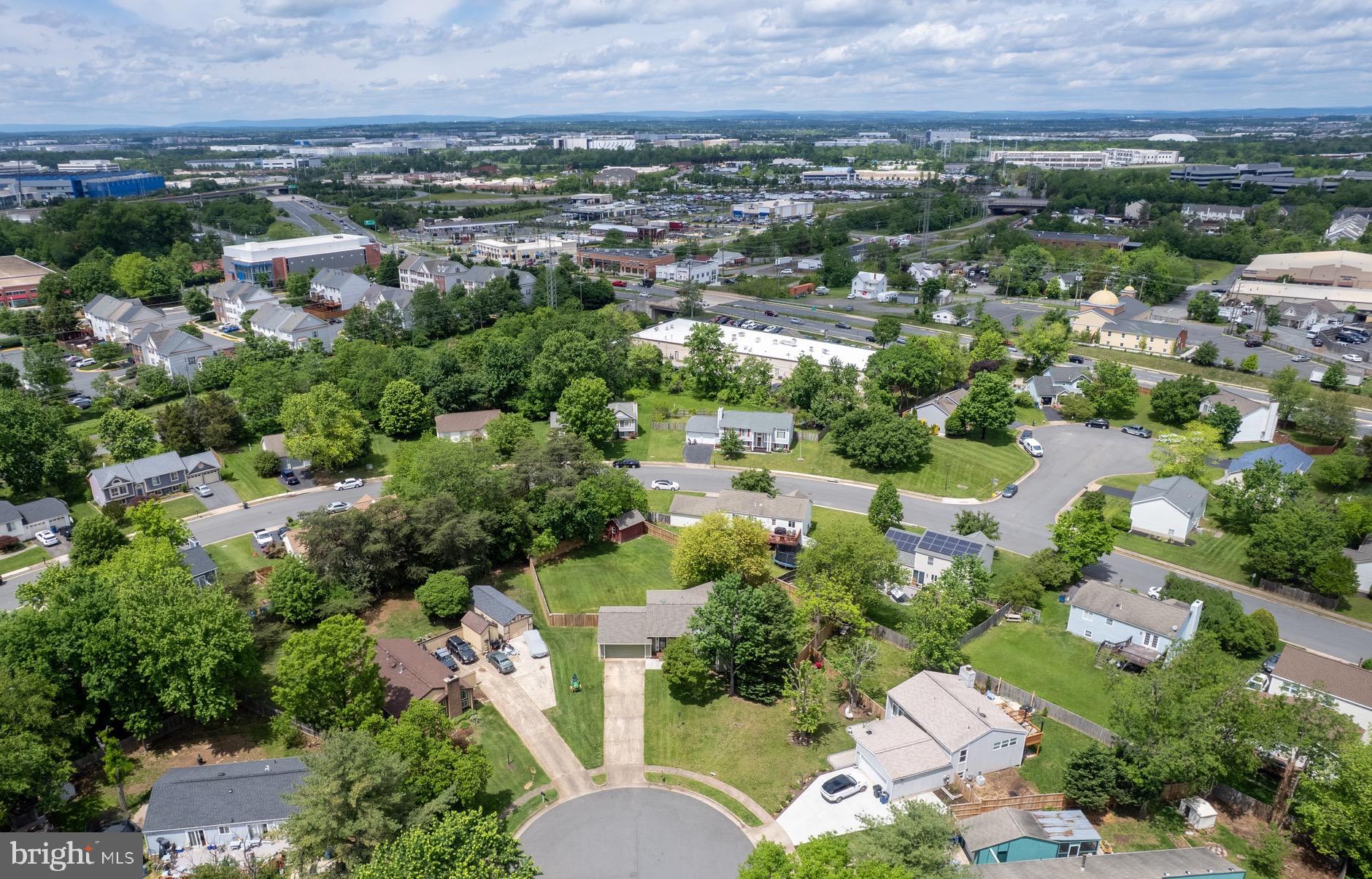 FOXLEE - Residential