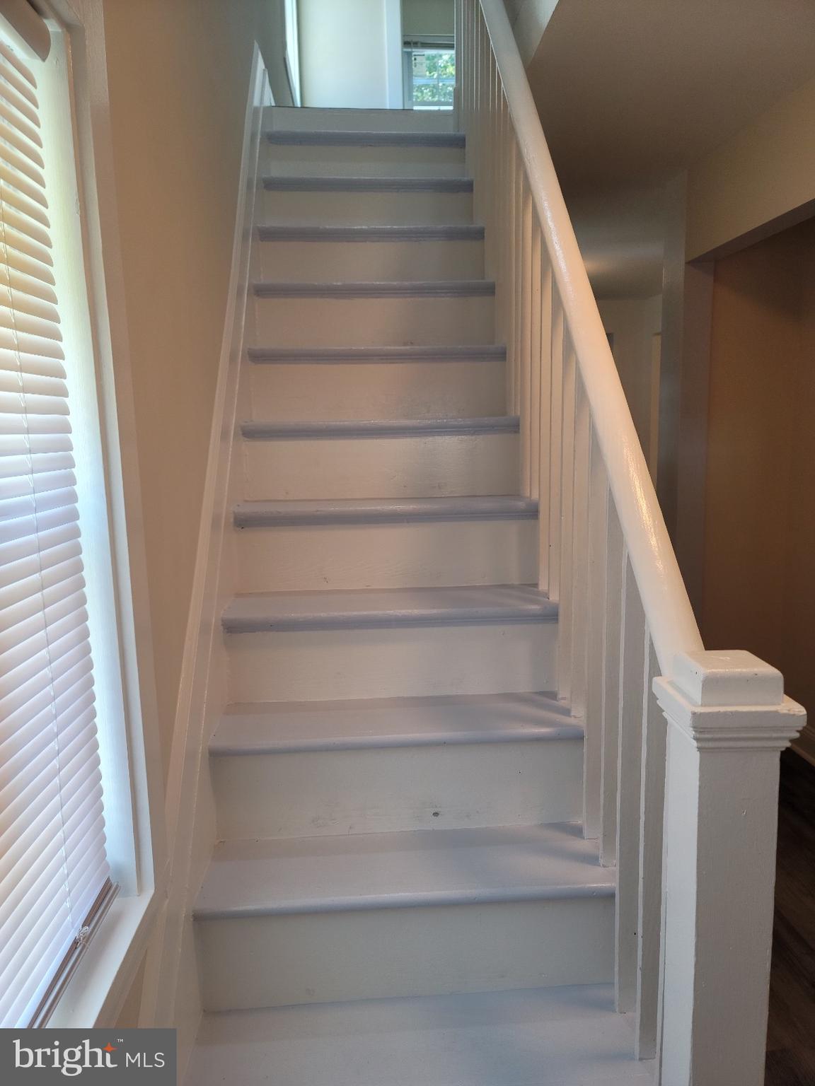 PINE STREET - Residential