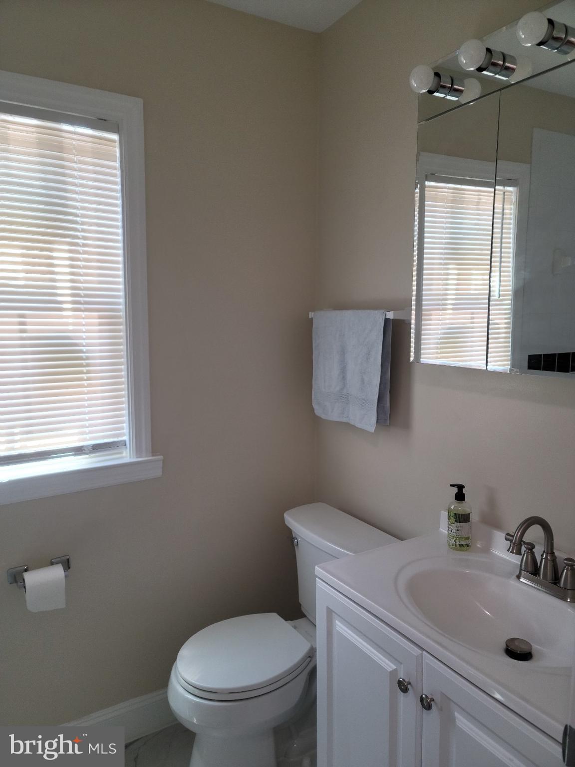 PINE STREET - Residential