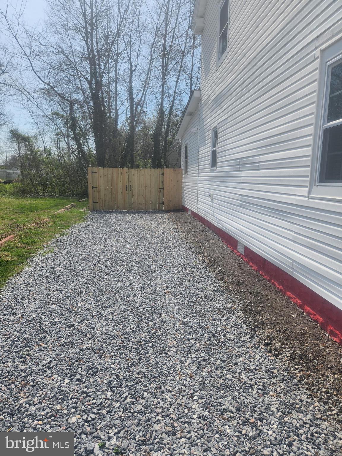 PINE STREET - Residential