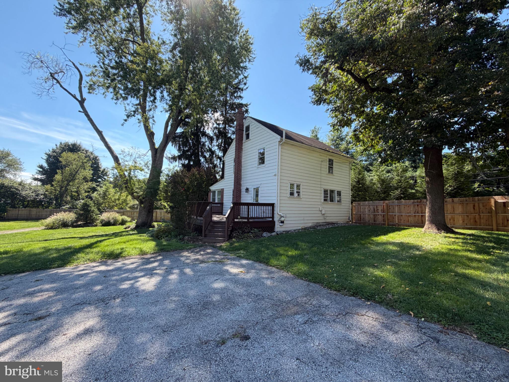 1247 PHOENIXVILLE PIKE