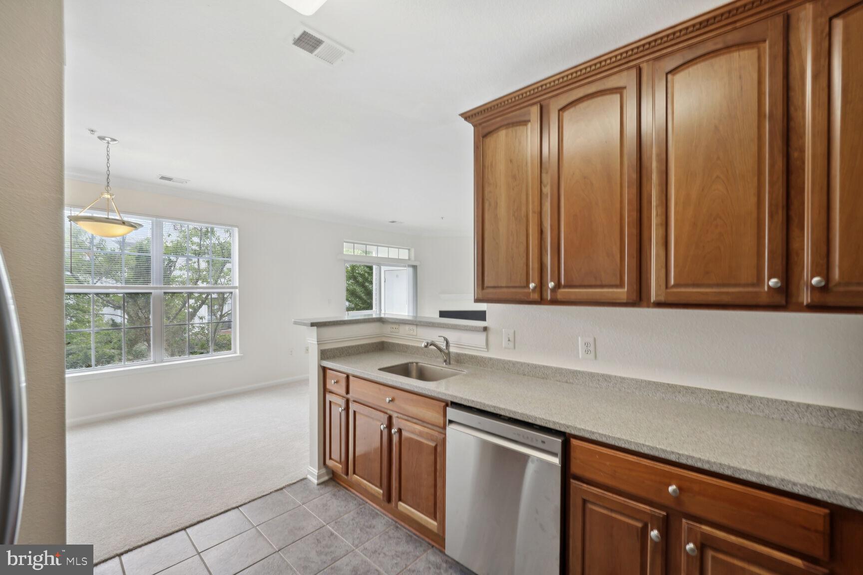 FOX MILL STATION - Residential