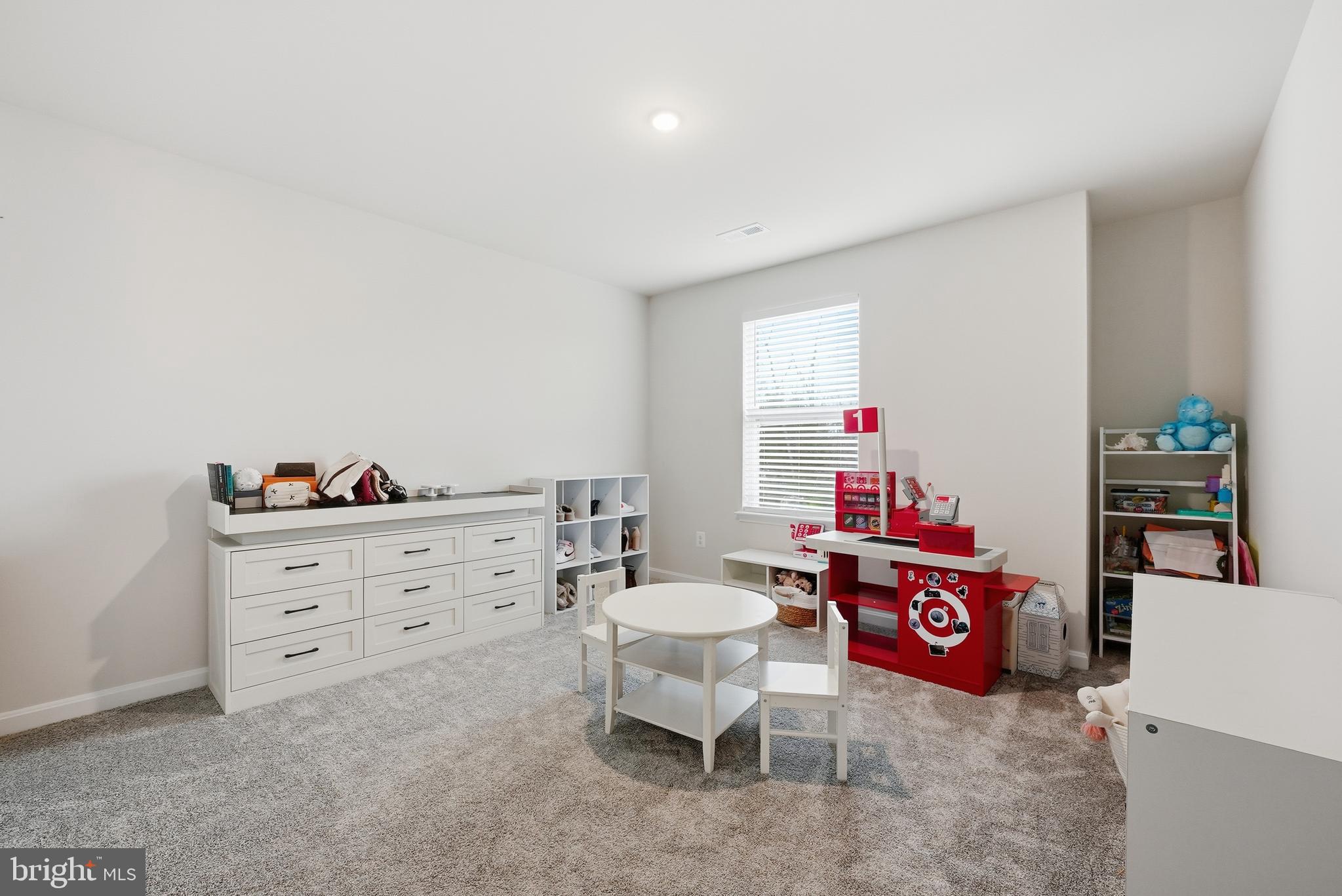 SUNNYBROOK ESTATES - Residential