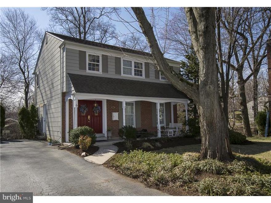 Situated on a quiet cul-de-sac street this delightful home is in move-in condition.   The inviting living room has built-in cabinetry.  The dining room features a large window and view to backyard and patio.  The kitchen has been updated with quality cabinets, granite and GE Profile and Bosch appliances and a comfortable cork floor.  A powder room with laundry complete the first floor.    The second floor has four spacious bedrooms and an updated hall bath.    The recently renovated lower level features separate areas for entertainment, play, craft or home office and a workshop.  Wood floors,crown molding are found in many areas of the home. The level lot boasts mature landscaping and a storage shed. Stroll to historic downtown Media, "Everybody's Hometown." Experience shopping, restaurants and all the conveniences and opportunities offered by walk-to-town living. Take advantage of the well-respected Rose Tree Media schools and easy access to Route 1, the Blue Route and regional Rail.